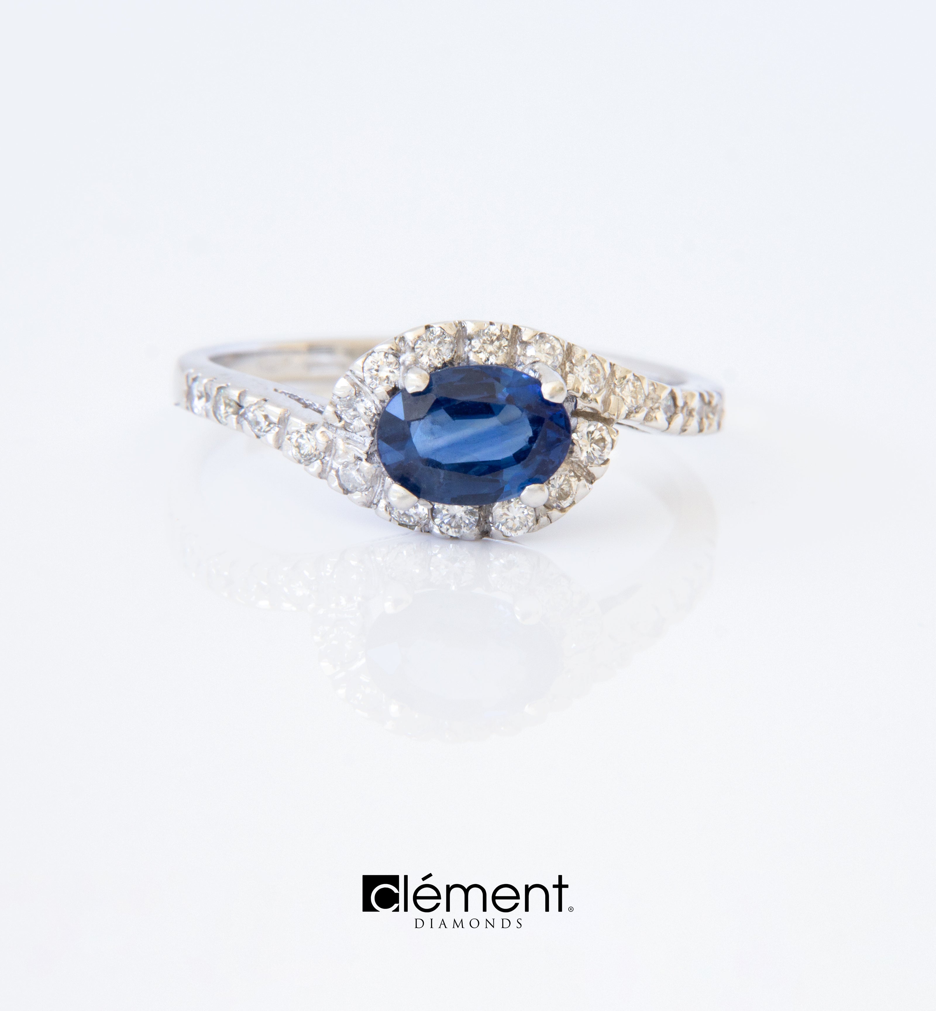18ct White Gold Diamond and Blue Sapphire Ring