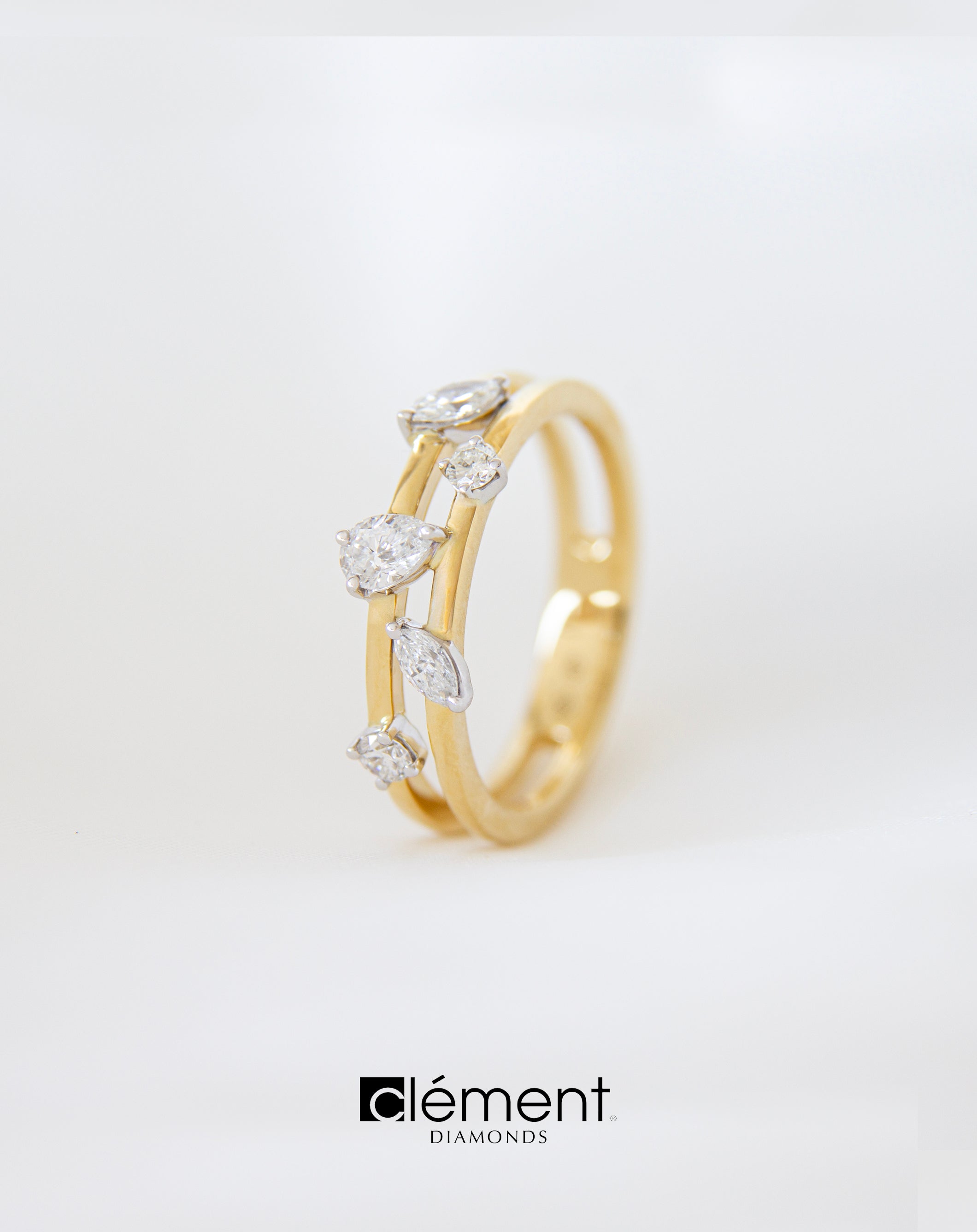 18ct Yellow Gold Natural Diamond Ring