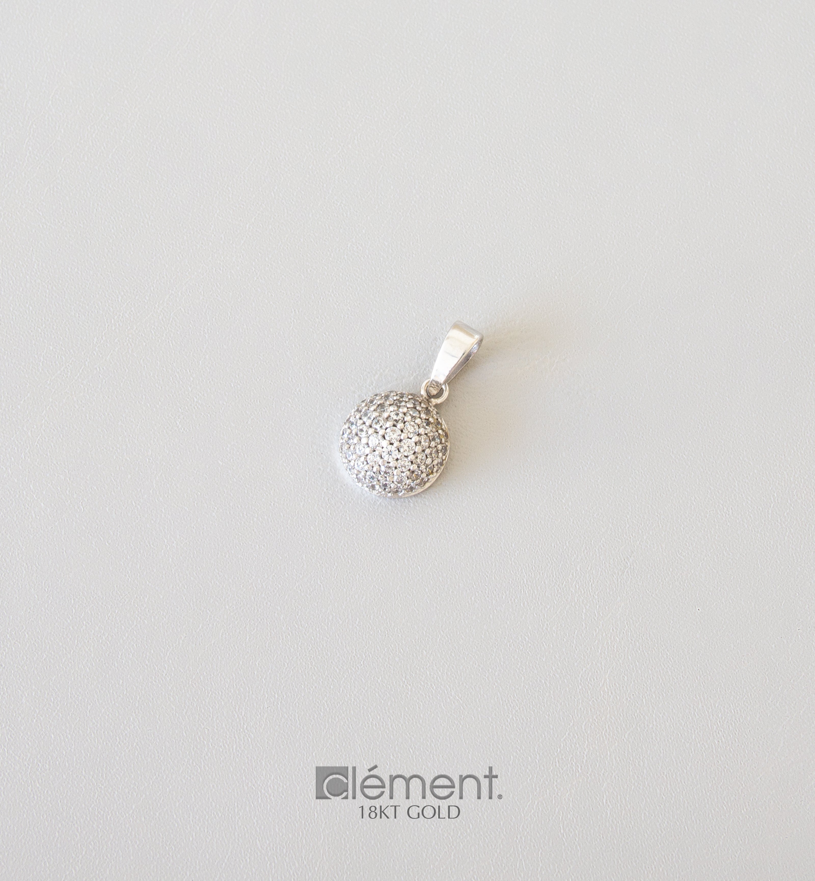 18ct White Gold Pendant with Cubic Zircon Stones