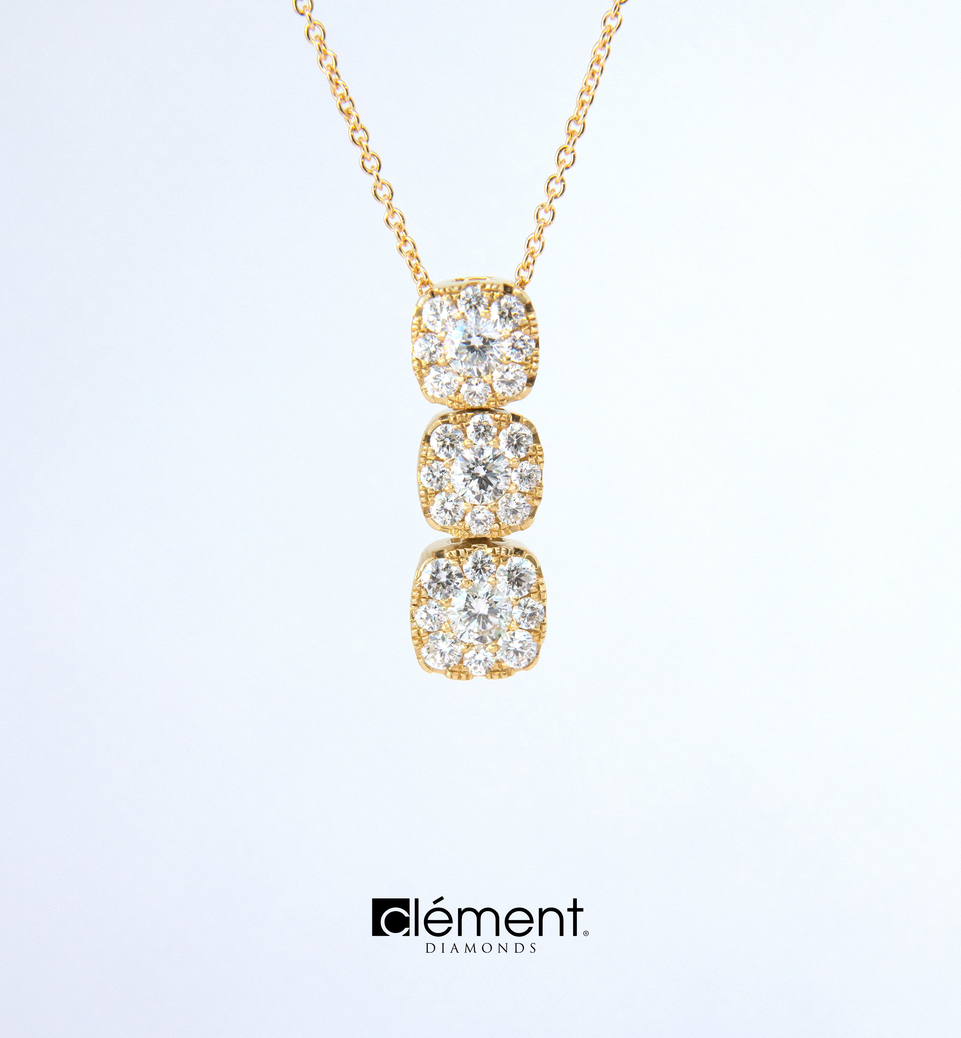 18ct Yellow Gold Cluster of Diamond Pendant