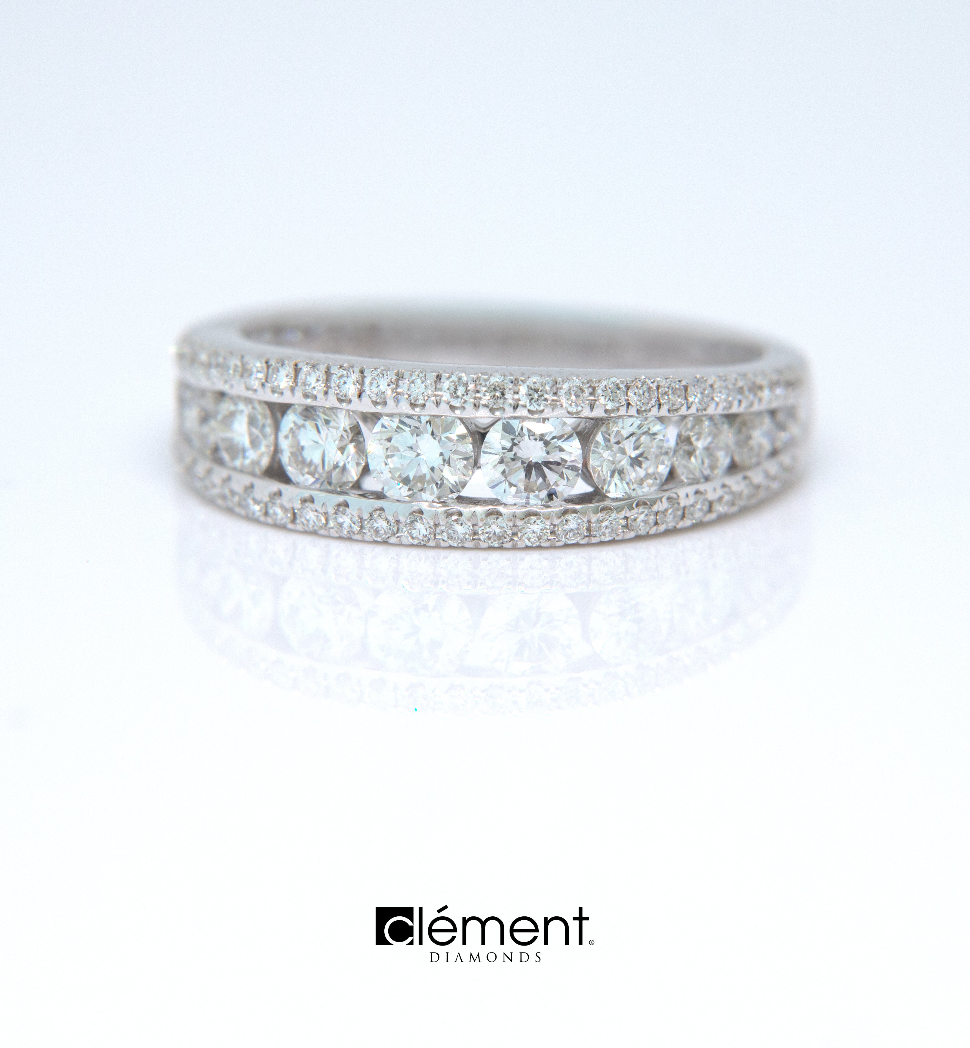 18ct White Gold Natural Diamond Graded Ring