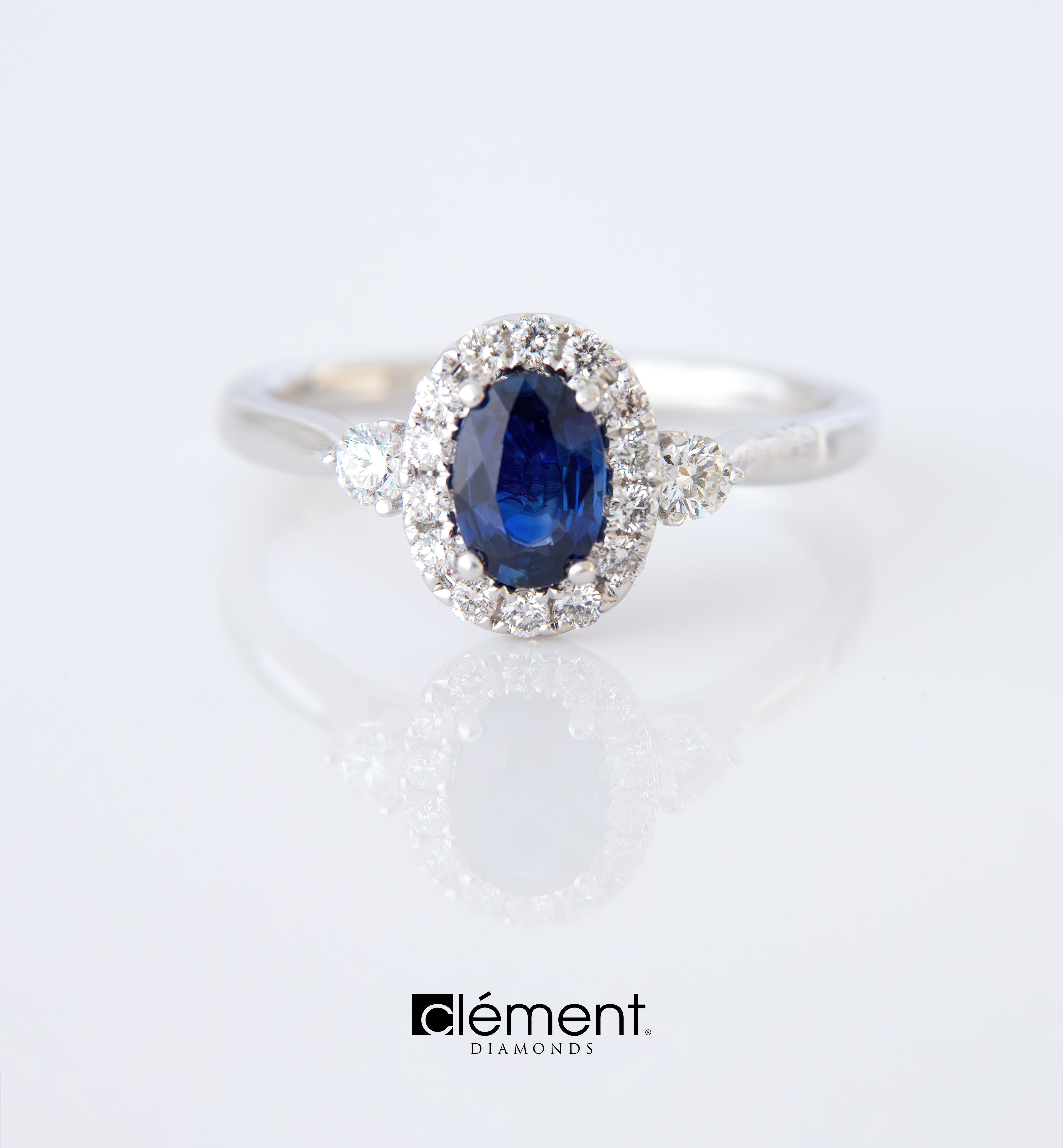 18ct White Gold Diamond and Blue Sapphire Ring