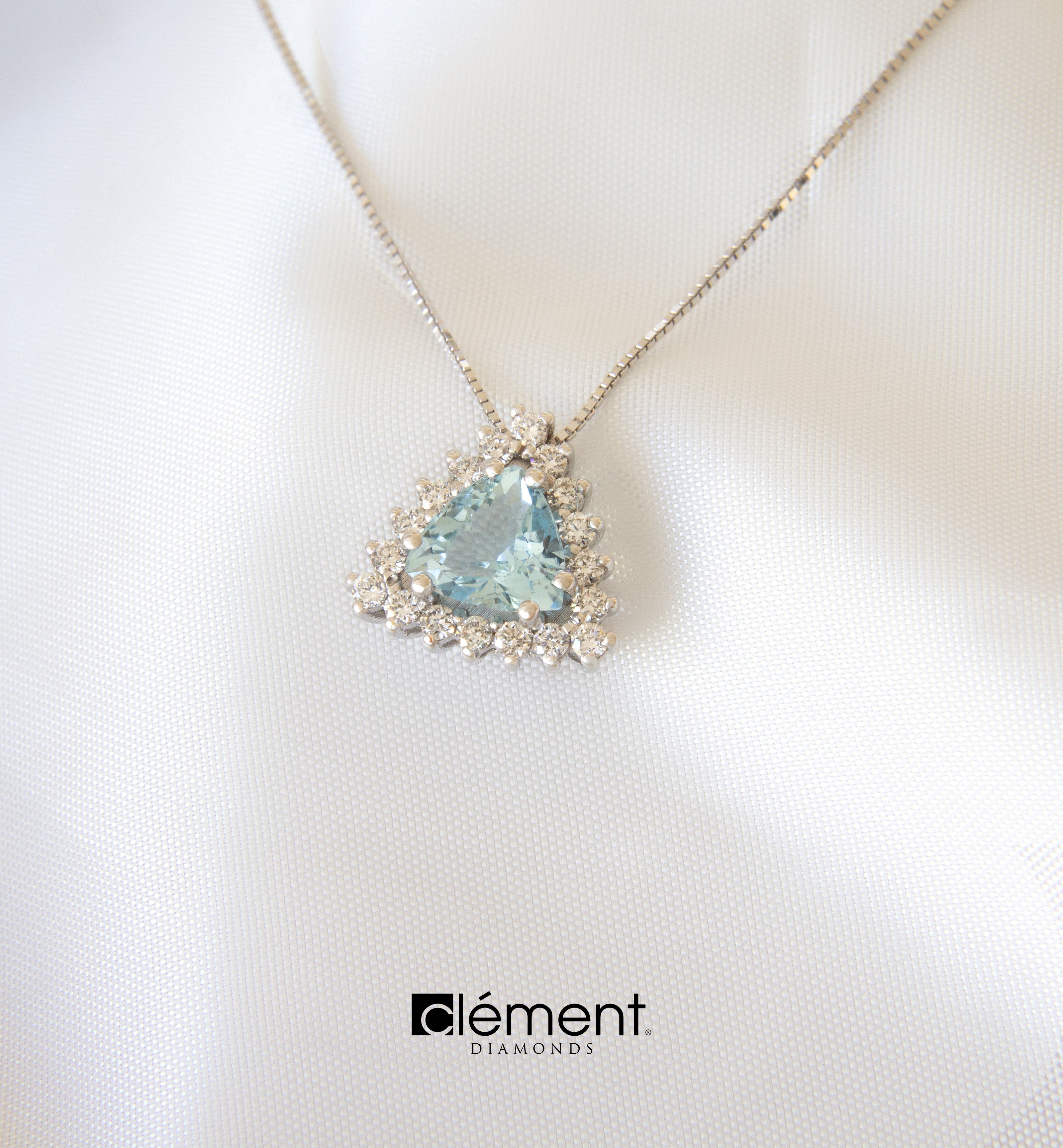 18ct White Gold Diamond and Aquamarine Pendant
