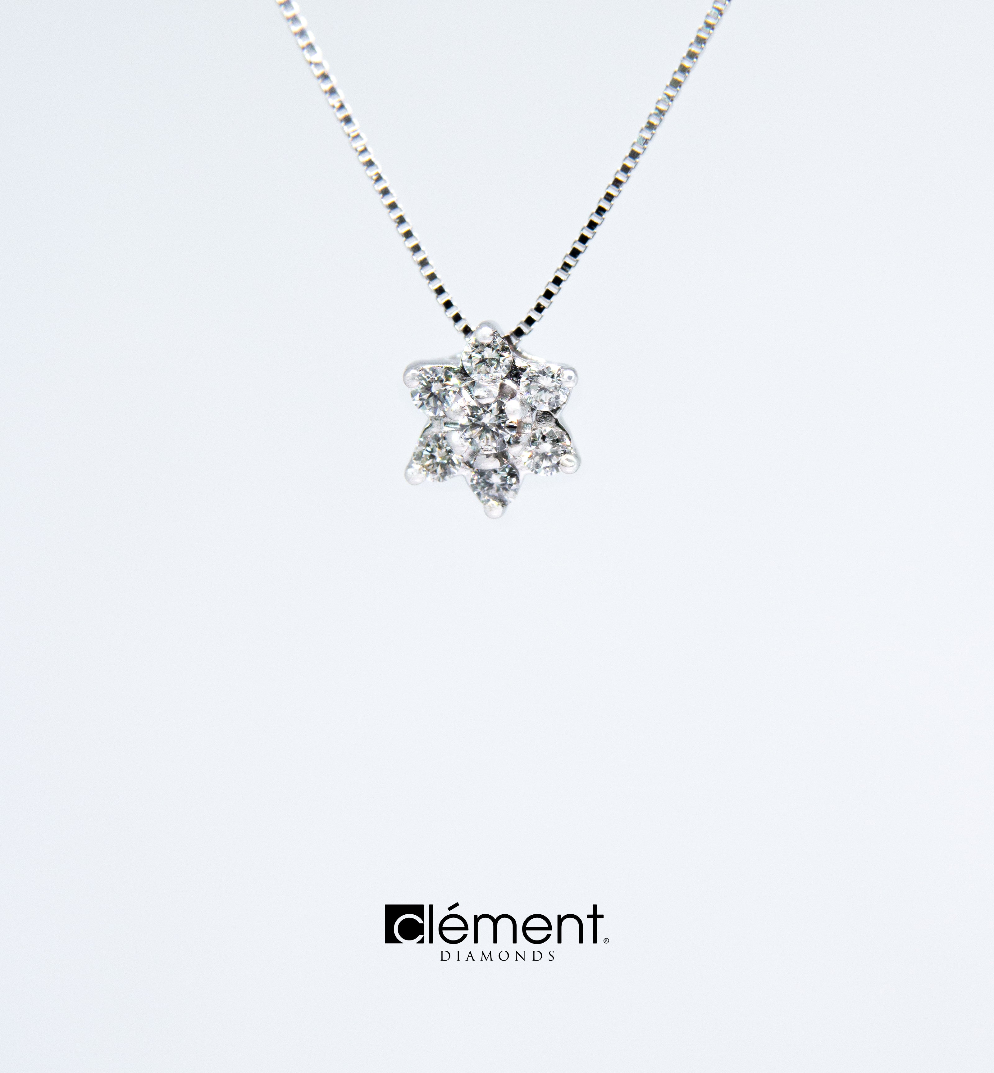 18ct White Gold Diamond Pendant