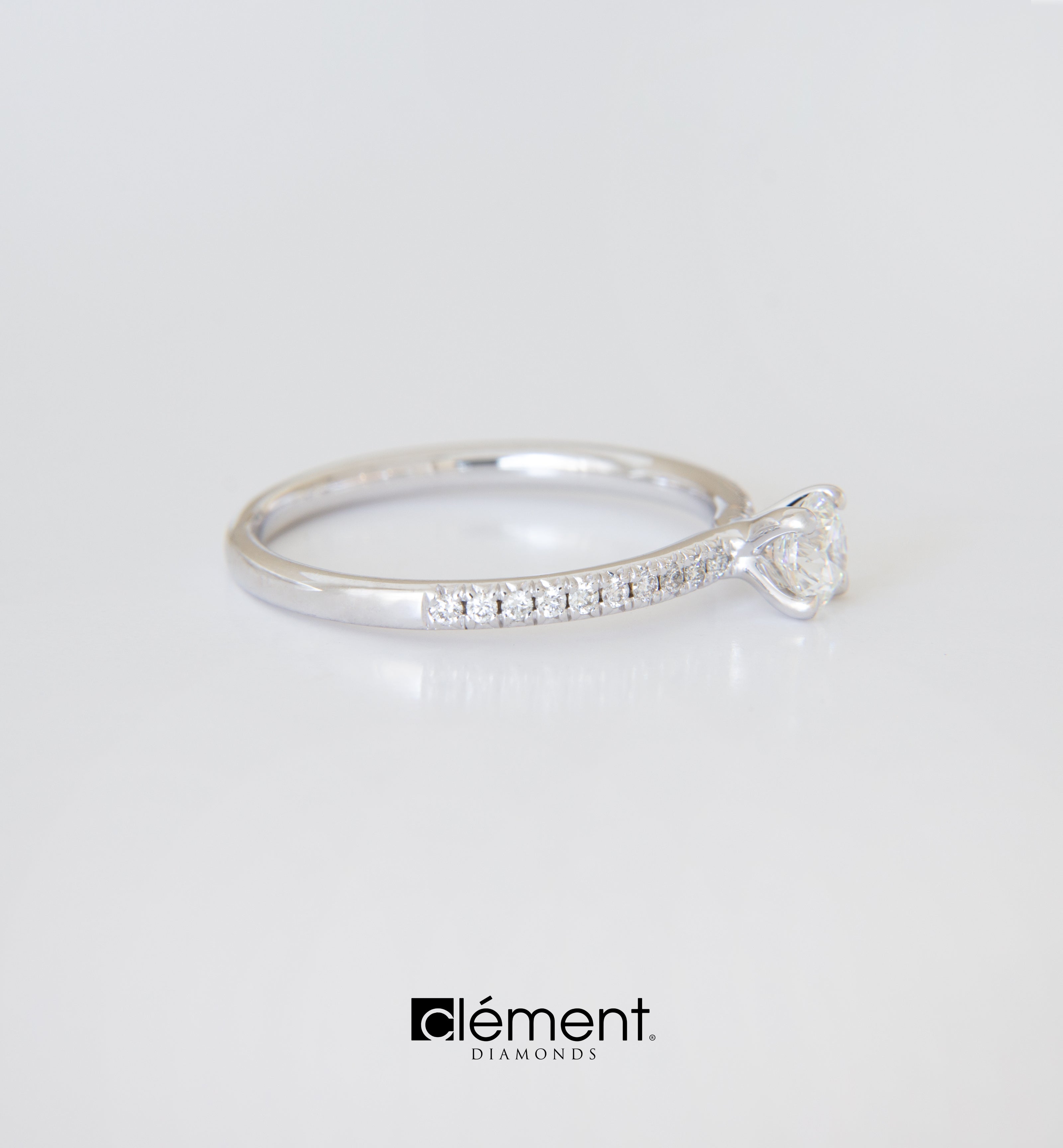 18ct White Gold GIA Certified Natural Diamond Ring
