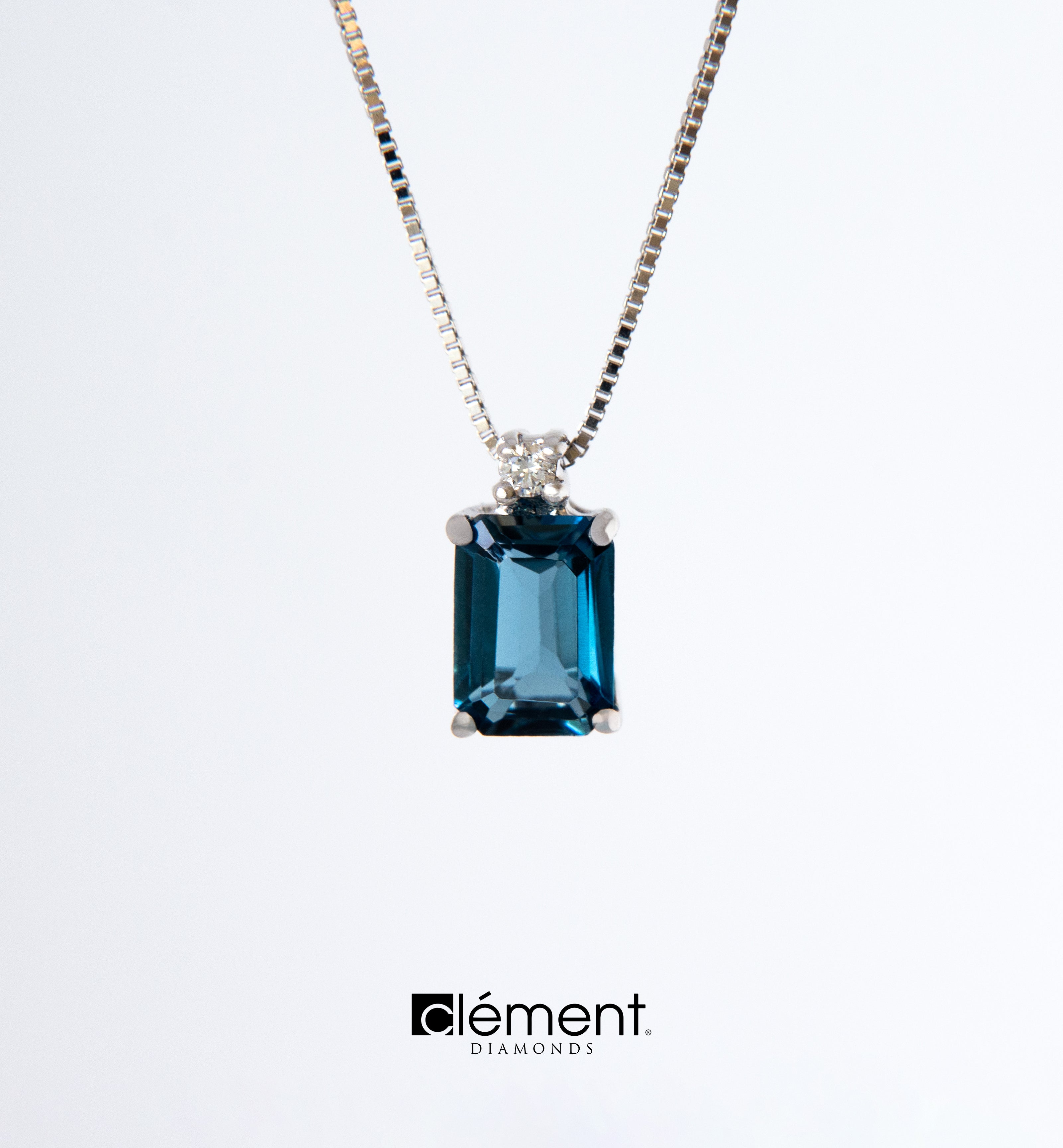 18ct White Gold London Blue Topaz and Diamond Pendant