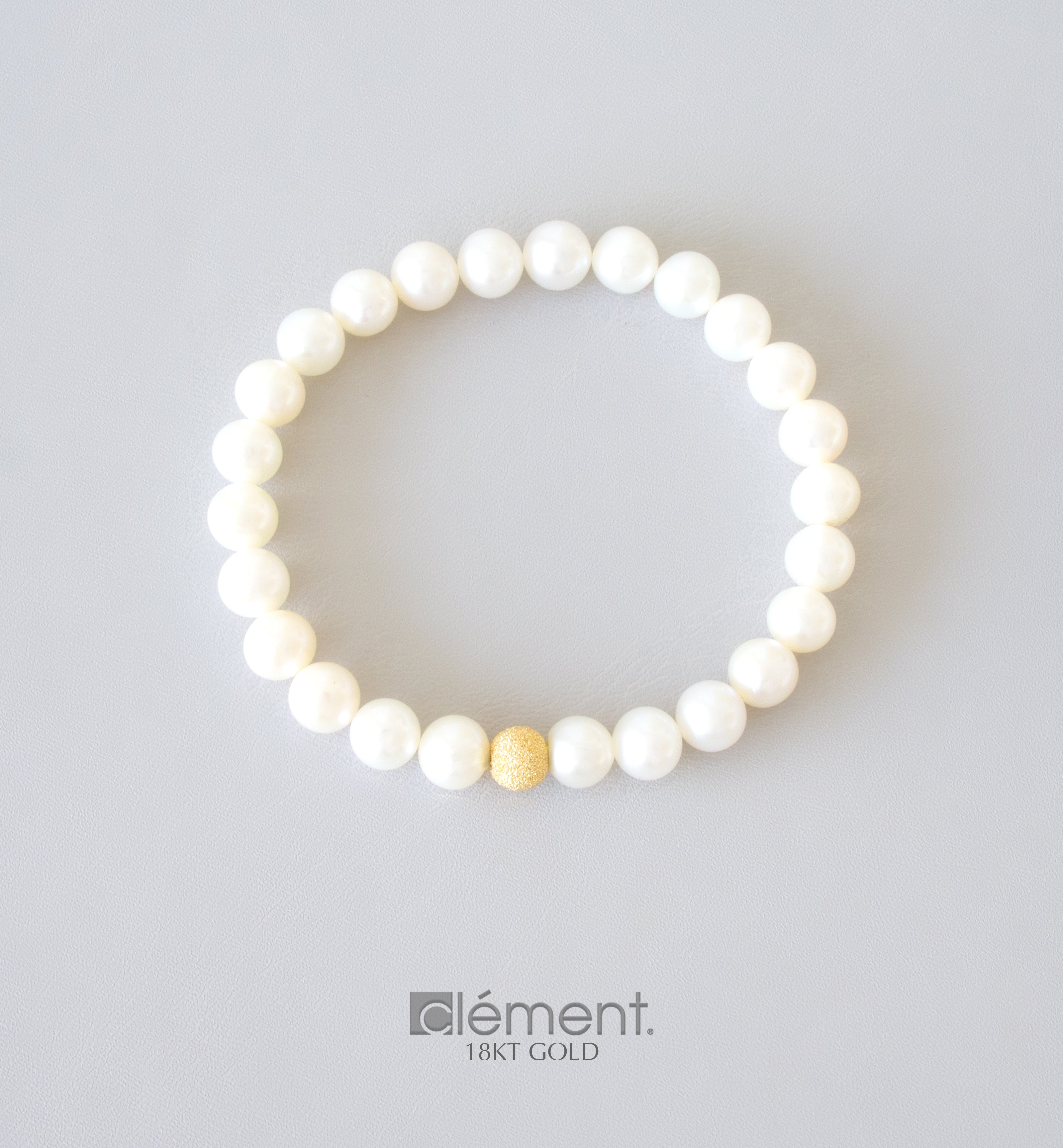 FW Cultured Pearl Elasticated Bracelet with 18ct Gold Insert