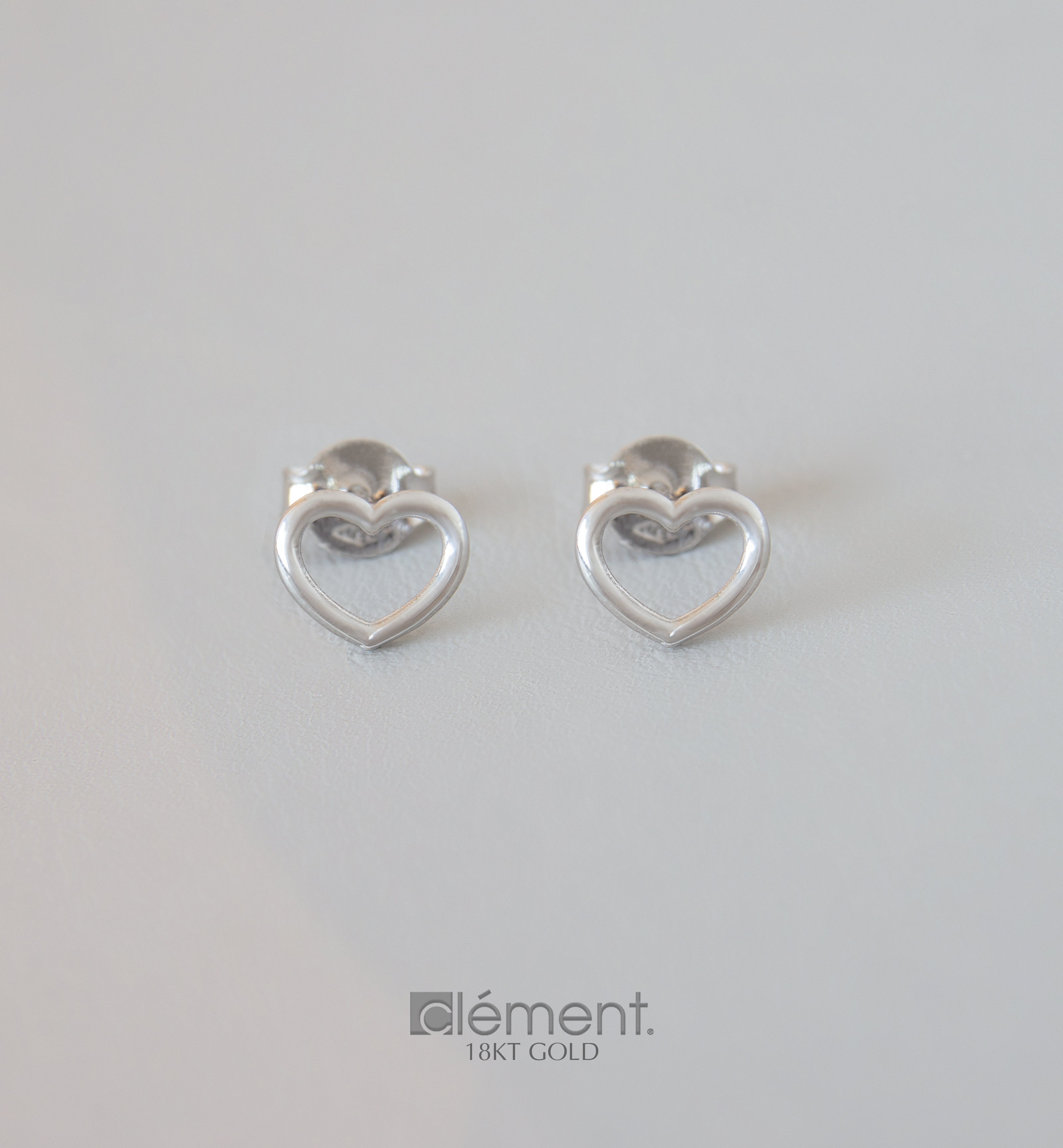 18ct Gold Heart Earrings