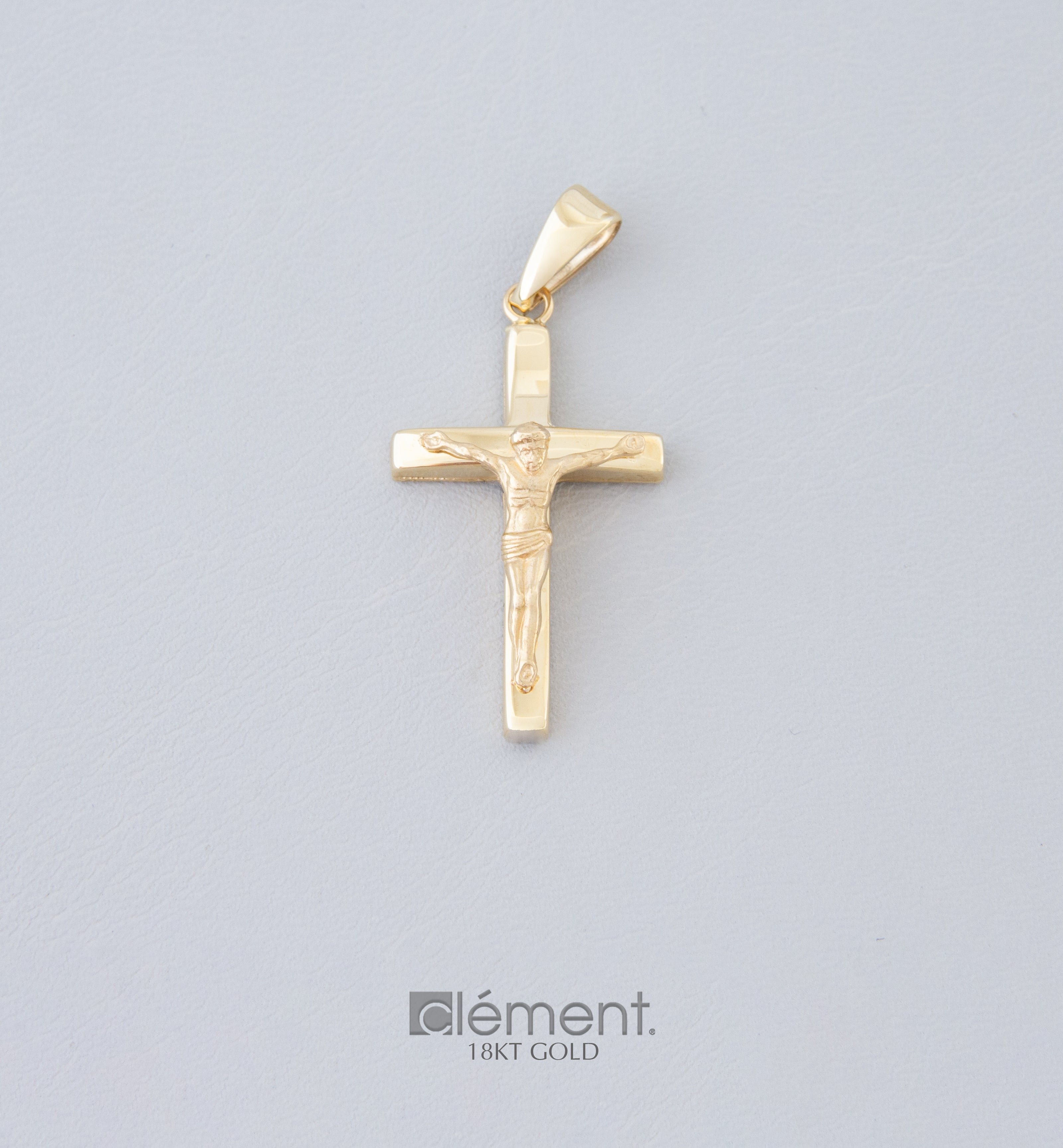 18ct Yellow Gold Crucifix Cross Pendant