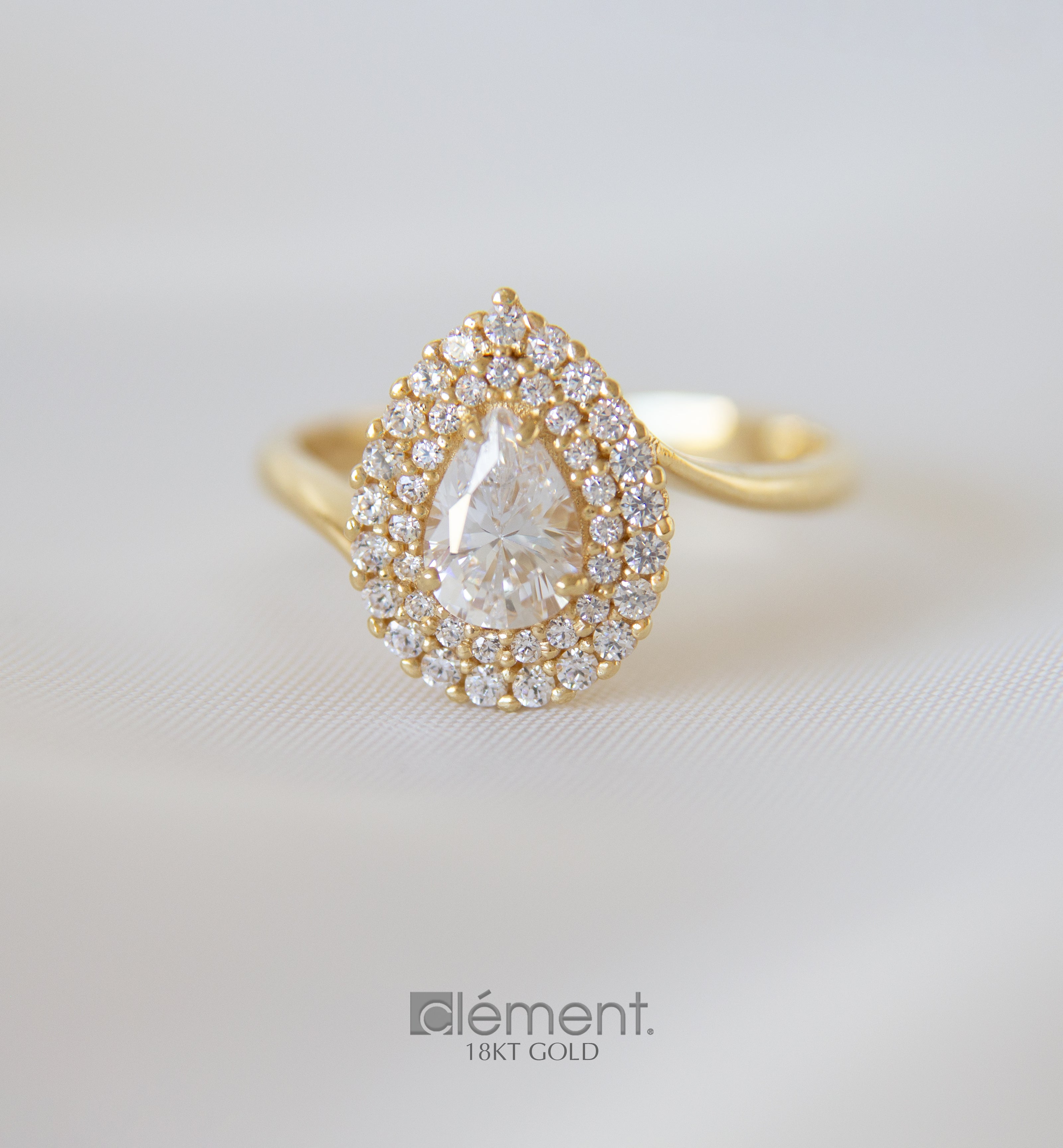 18ct Yellow Gold CZ Drop Ring