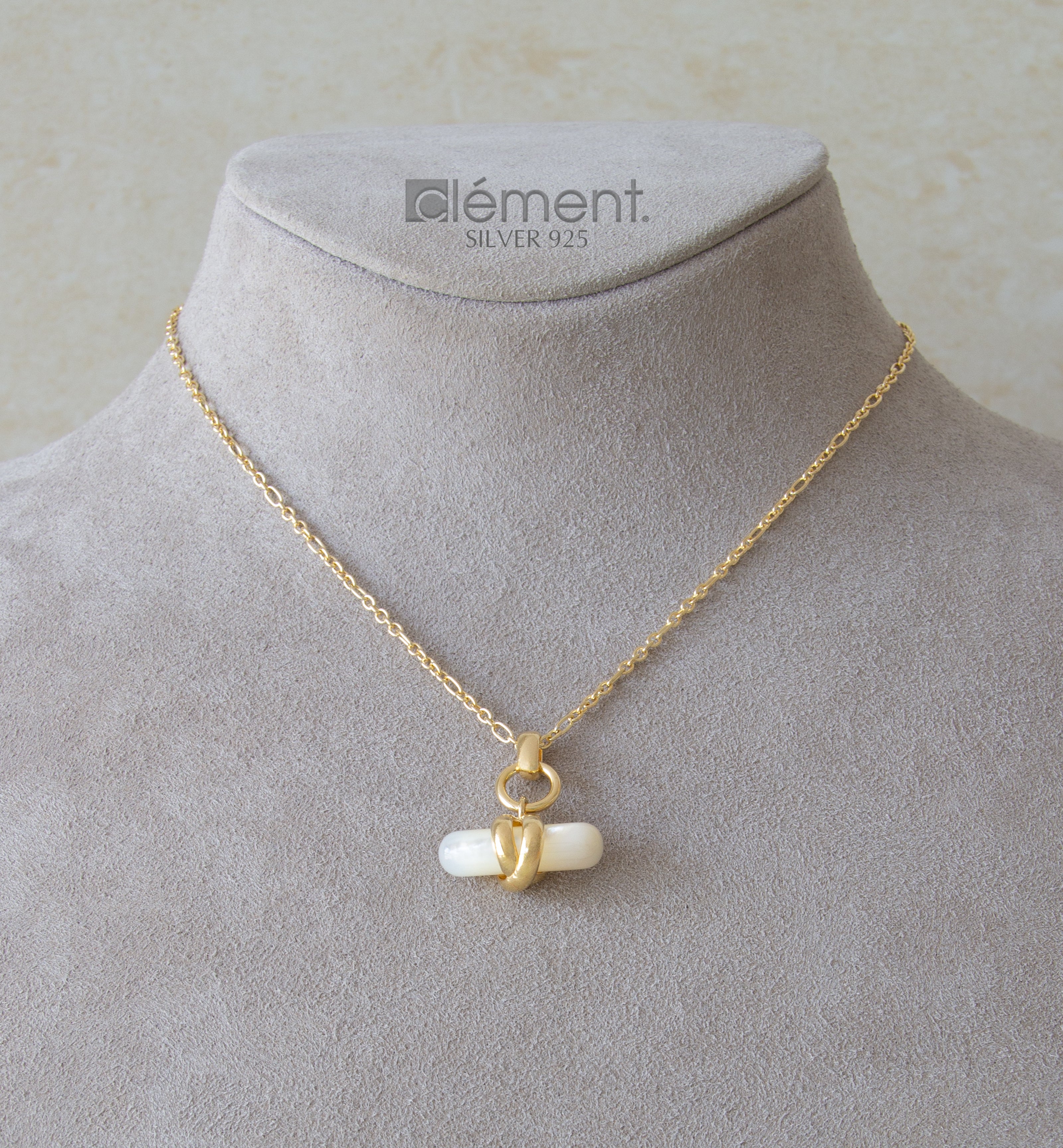 Silver 925 Mother of Pearl Pendant Necklace