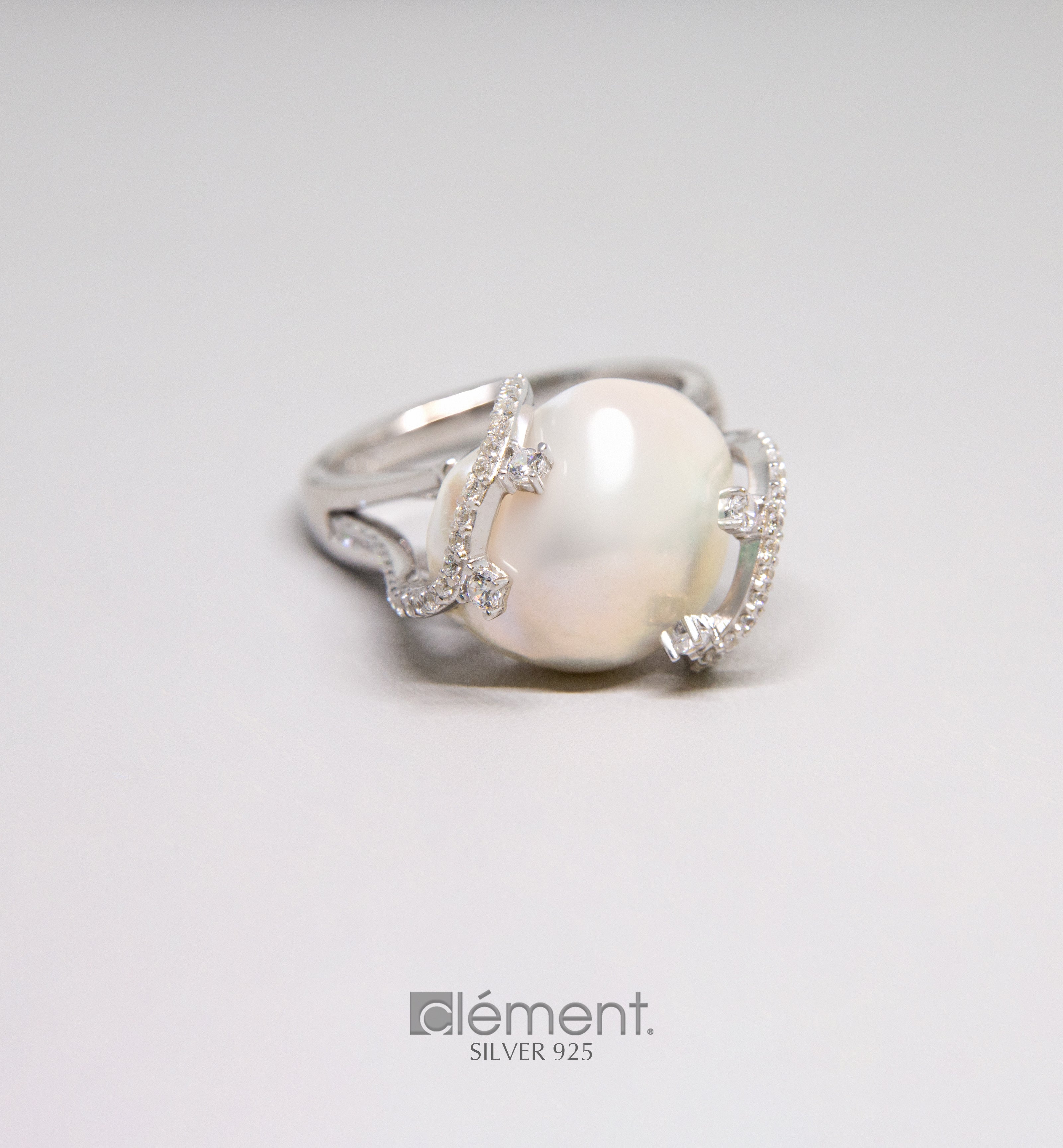 Silver 925 Ring With Pearl and CZ Stones
