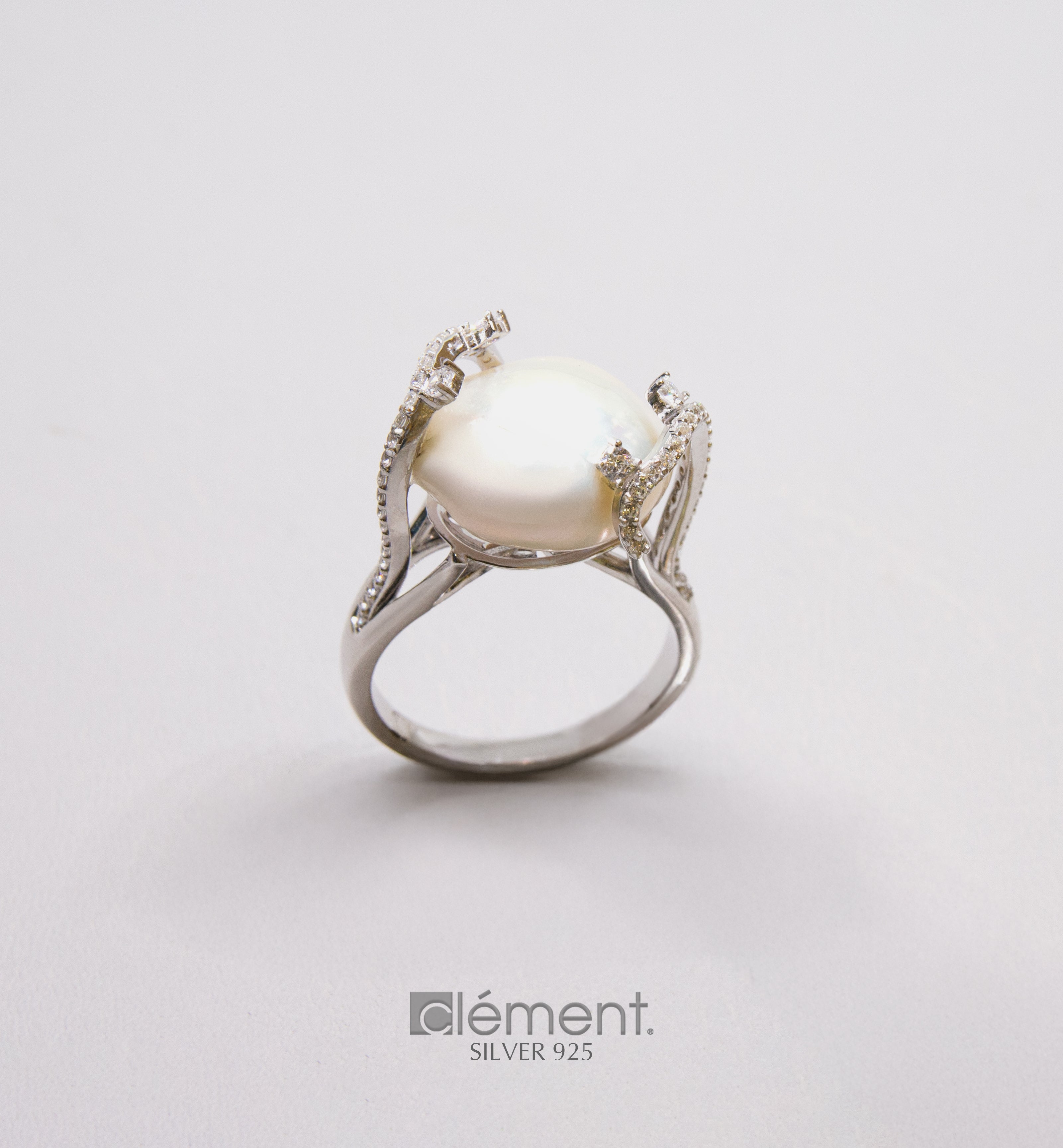Silver 925 Ring With Pearl and CZ Stones