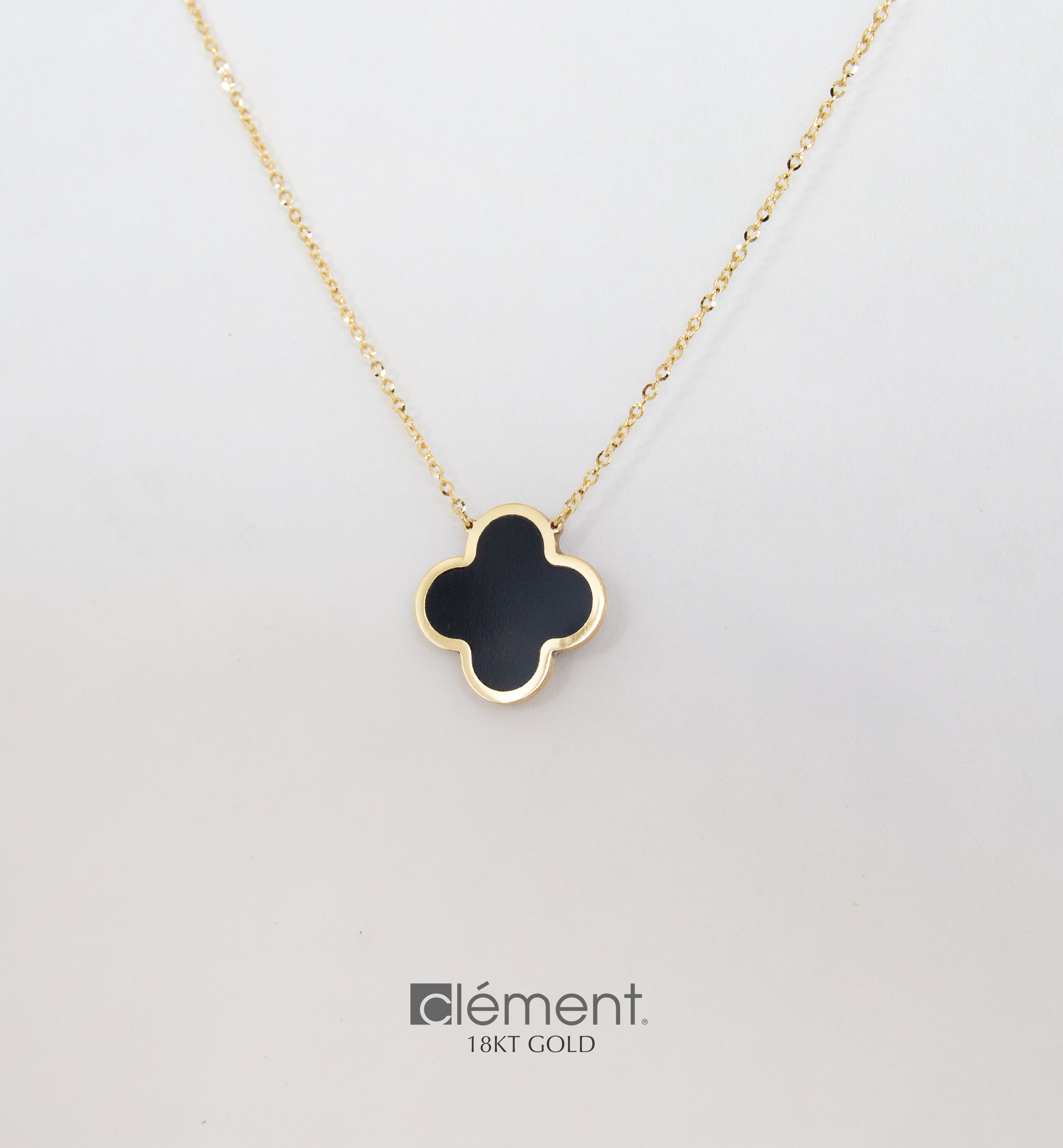 18ct Yellow Gold Onyx Pendant Necklace