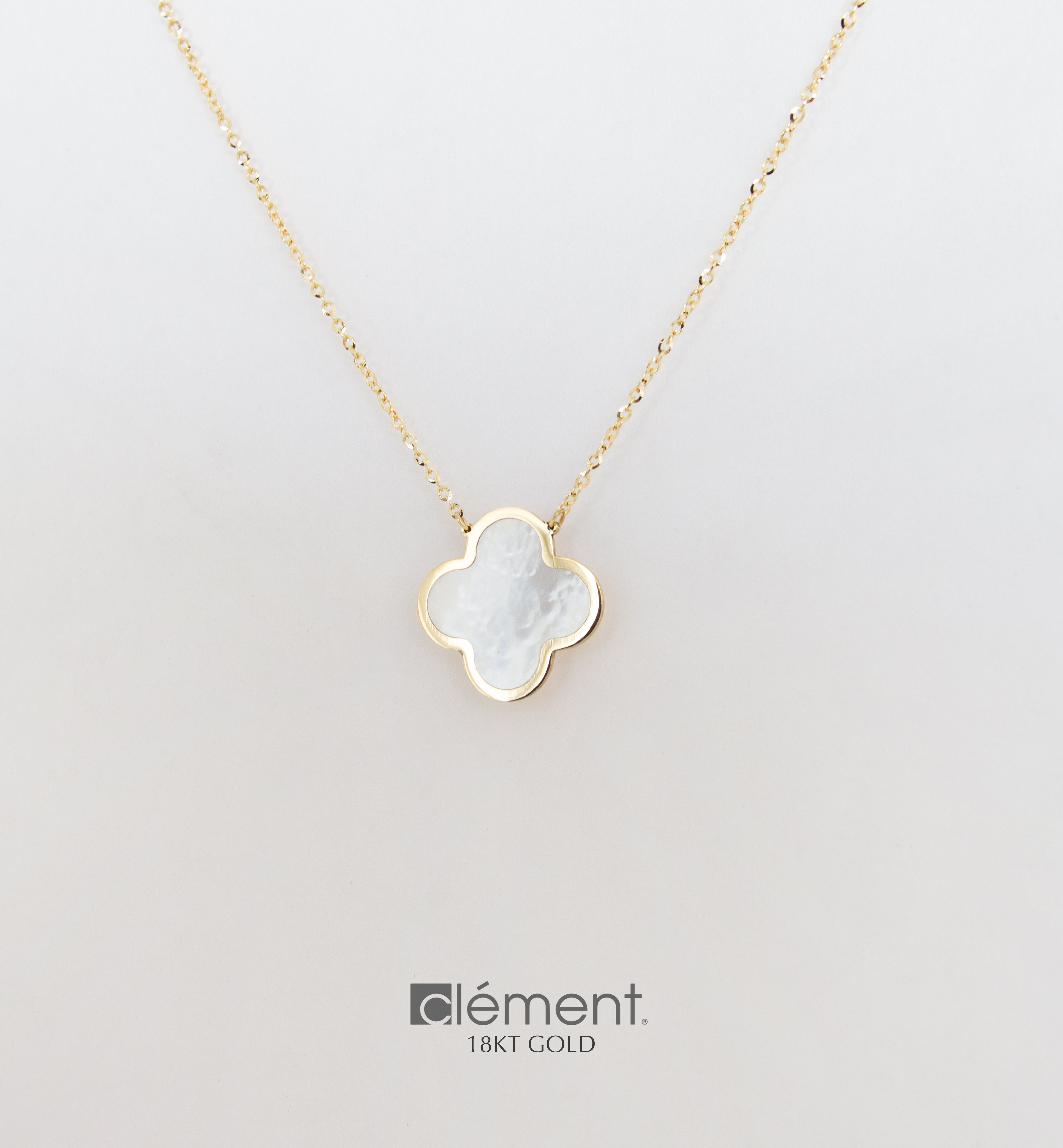 18ct Yellow Gold Mother of Pearl Pendant Necklace