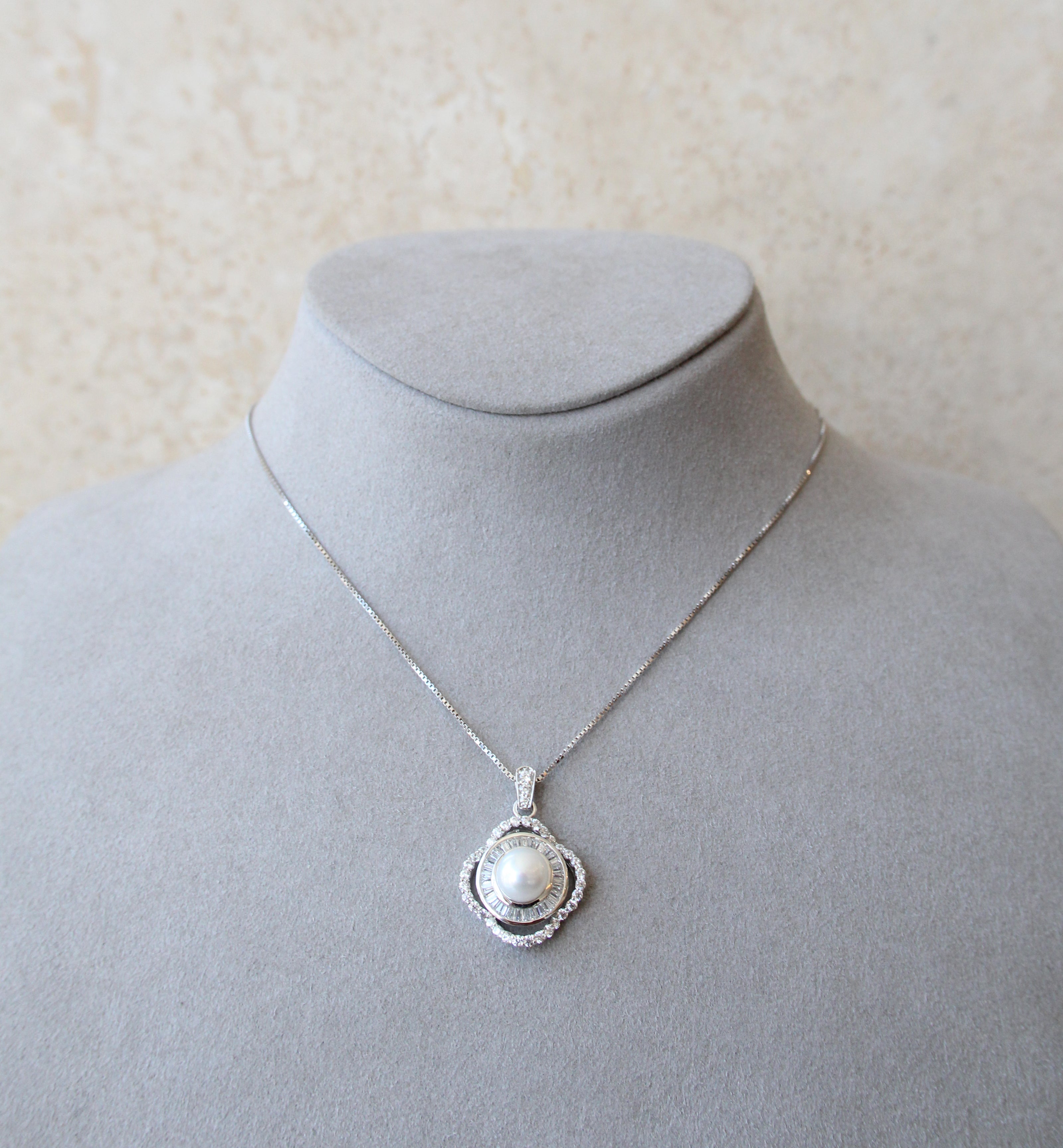 Silver 925 Cultured Pearl Necklace