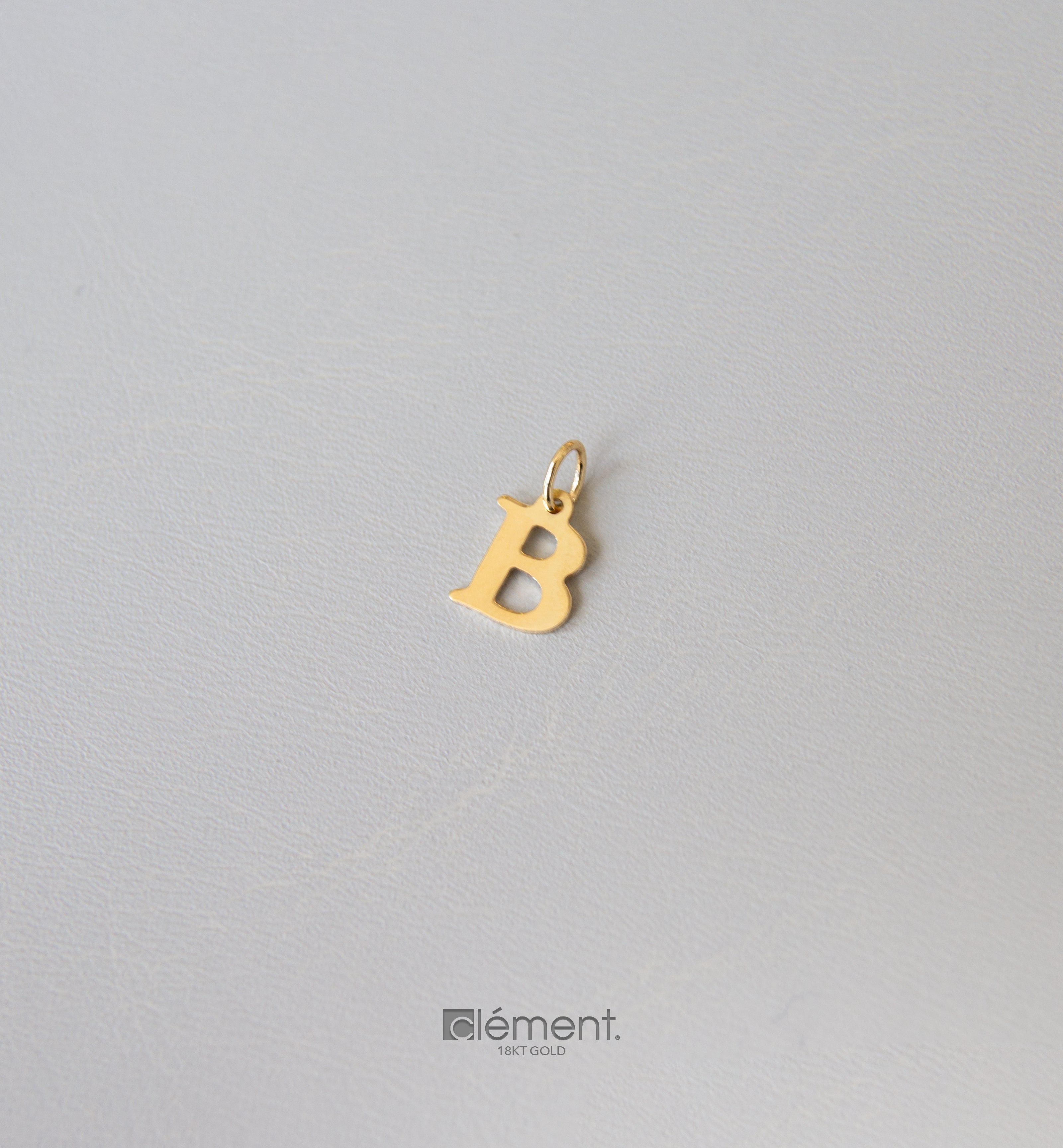 18ct Yellow Gold Initial B