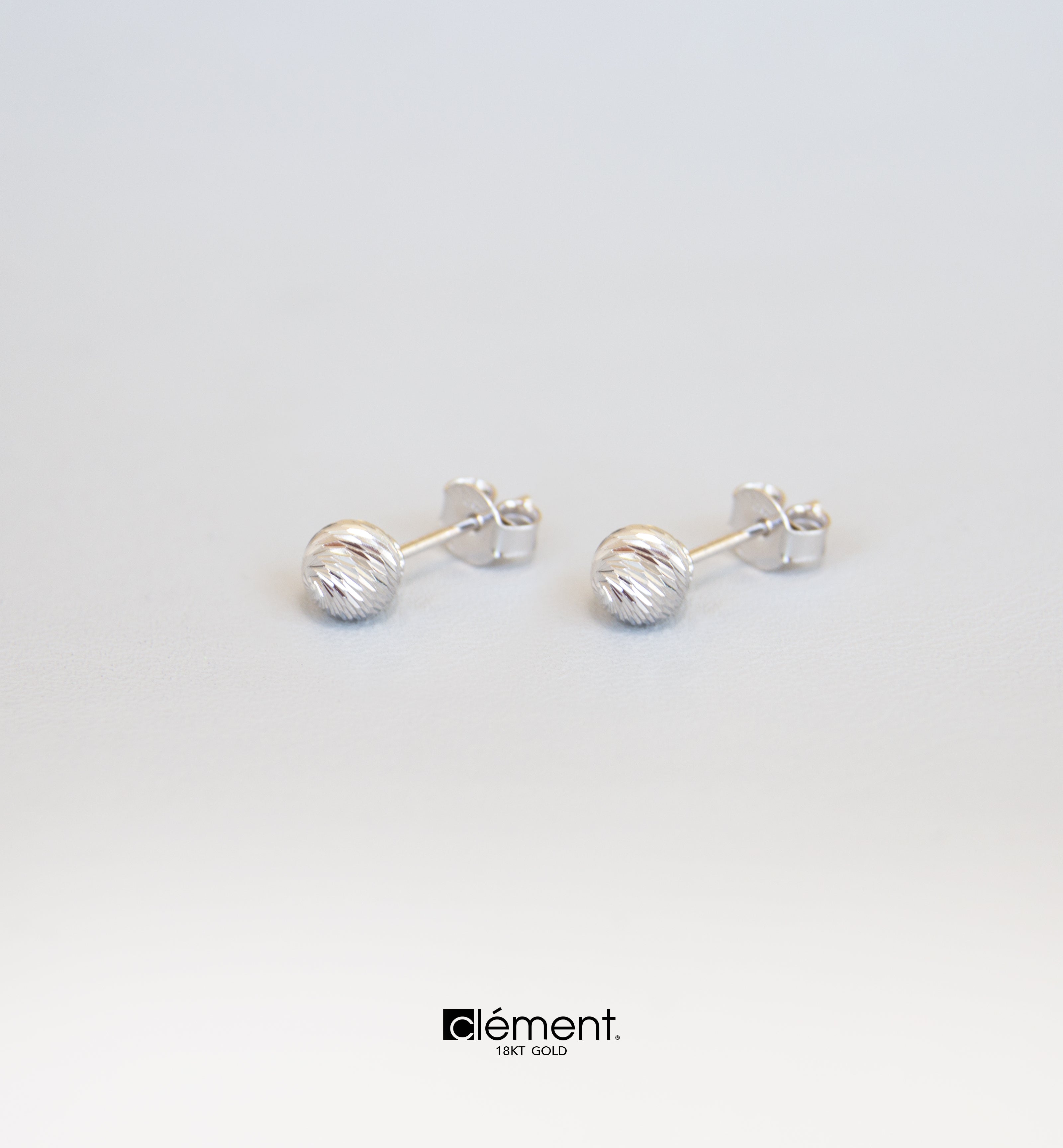 18ct White Gold Earrings