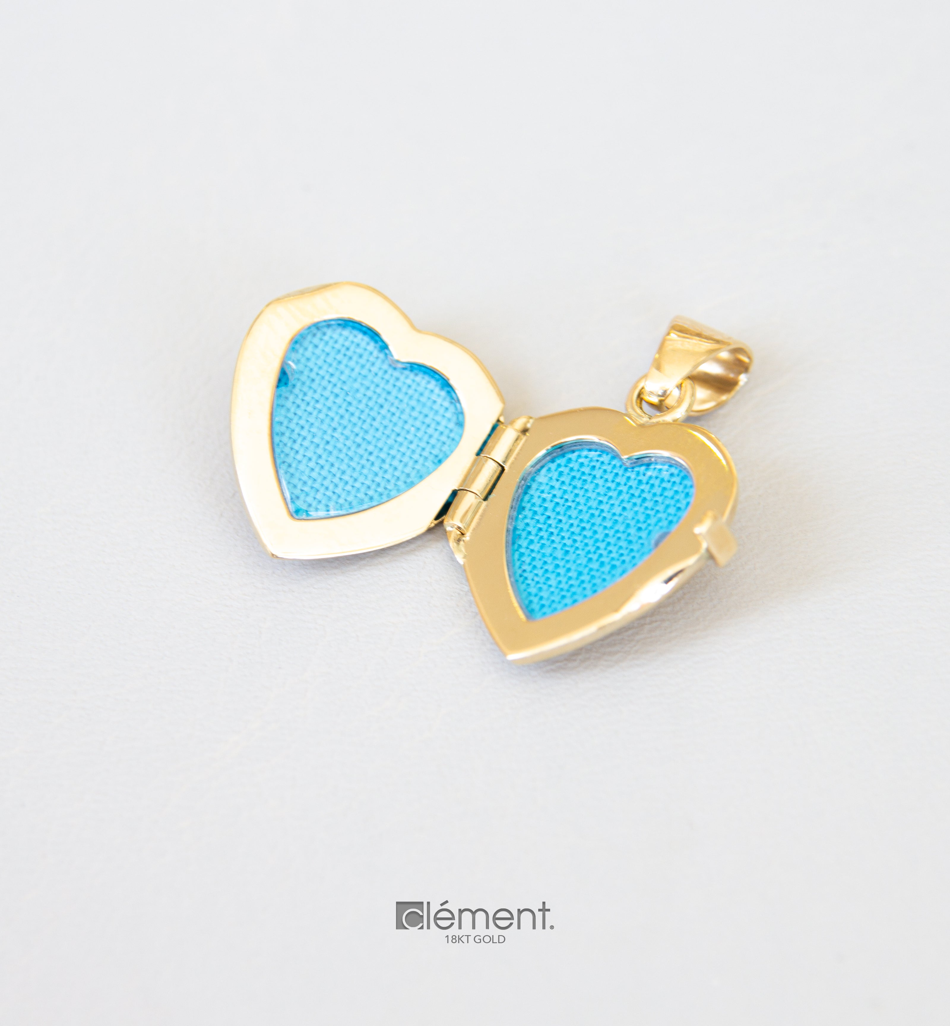 18ct Yellow Gold Heart Locket