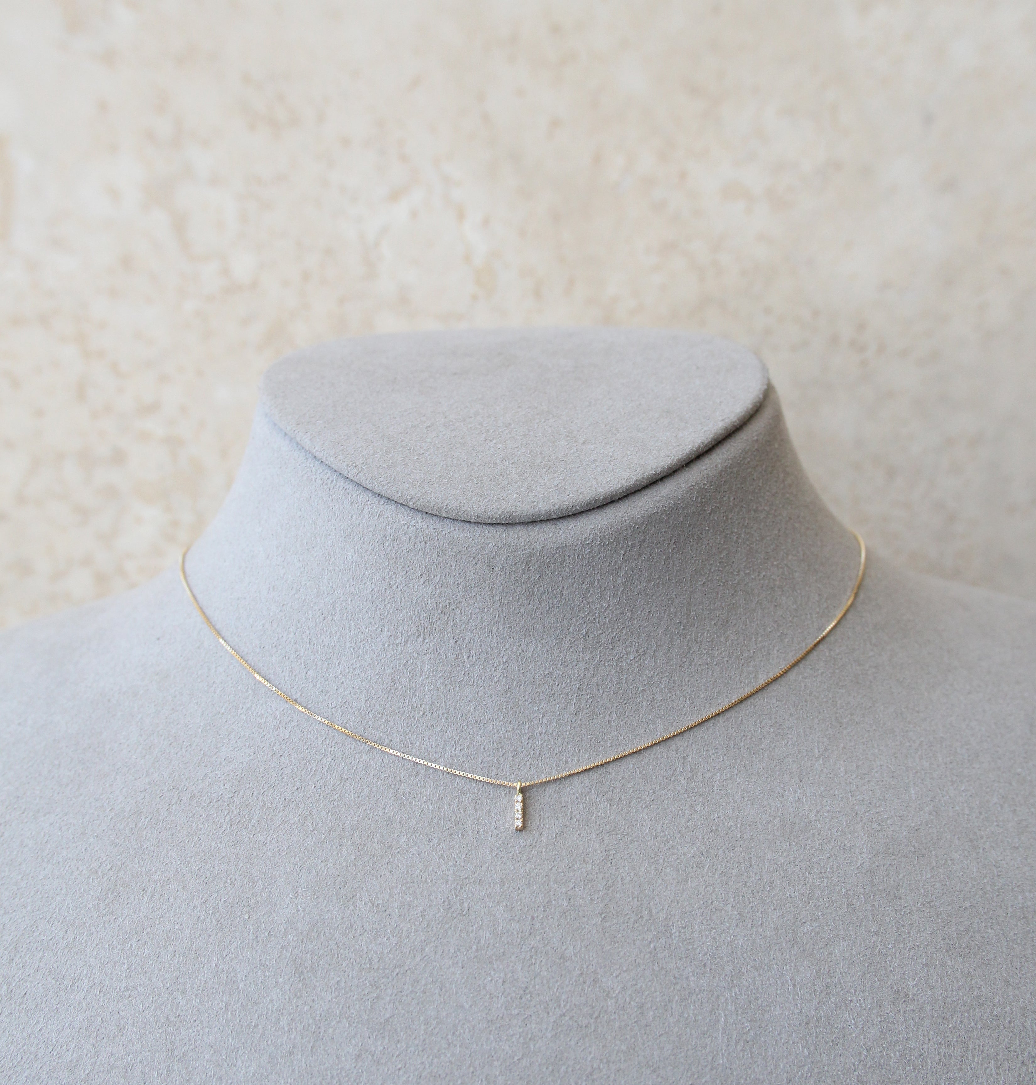 18ct Yellow Gold Letter I