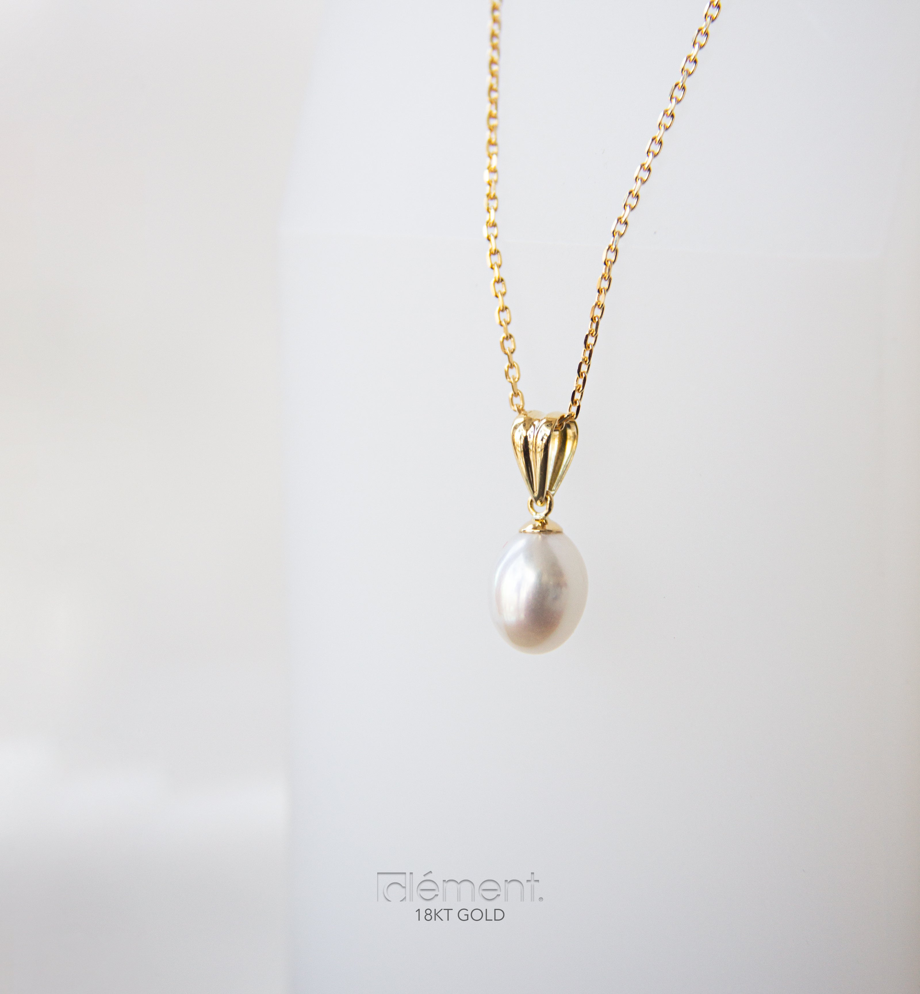 18ct Yellow Gold Pearl Pendant