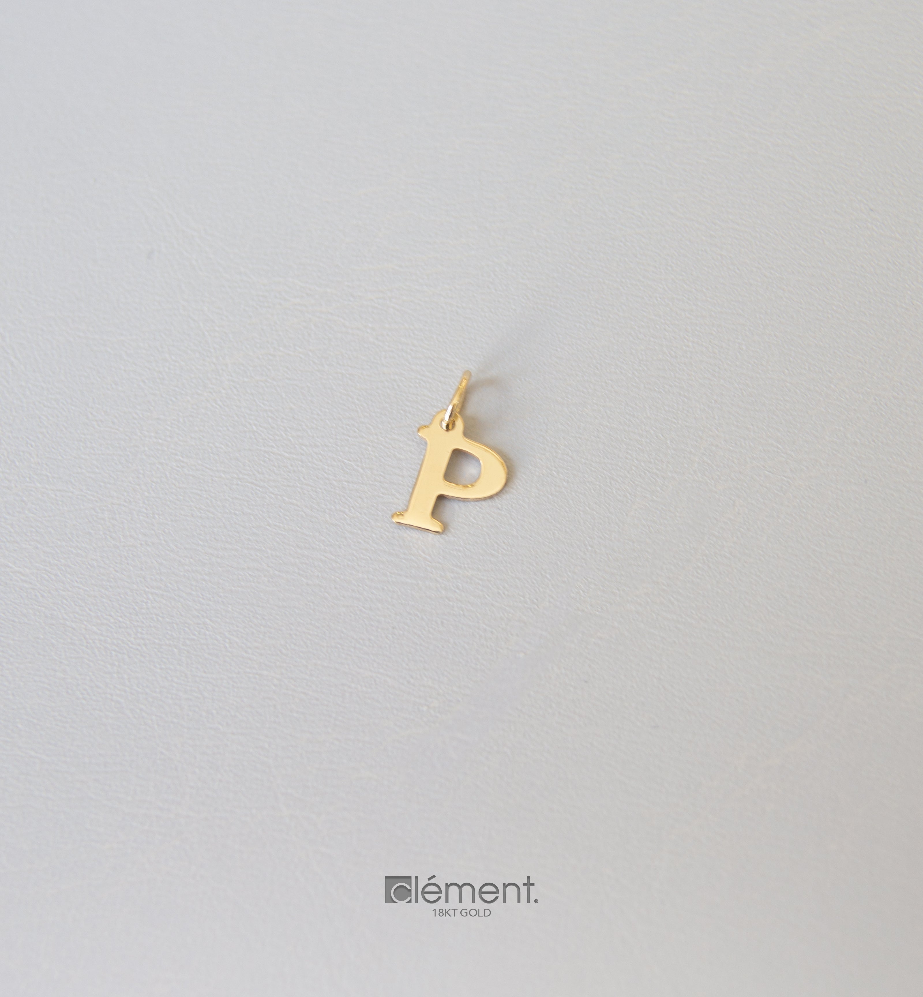 18ct Yellow Gold Initial P