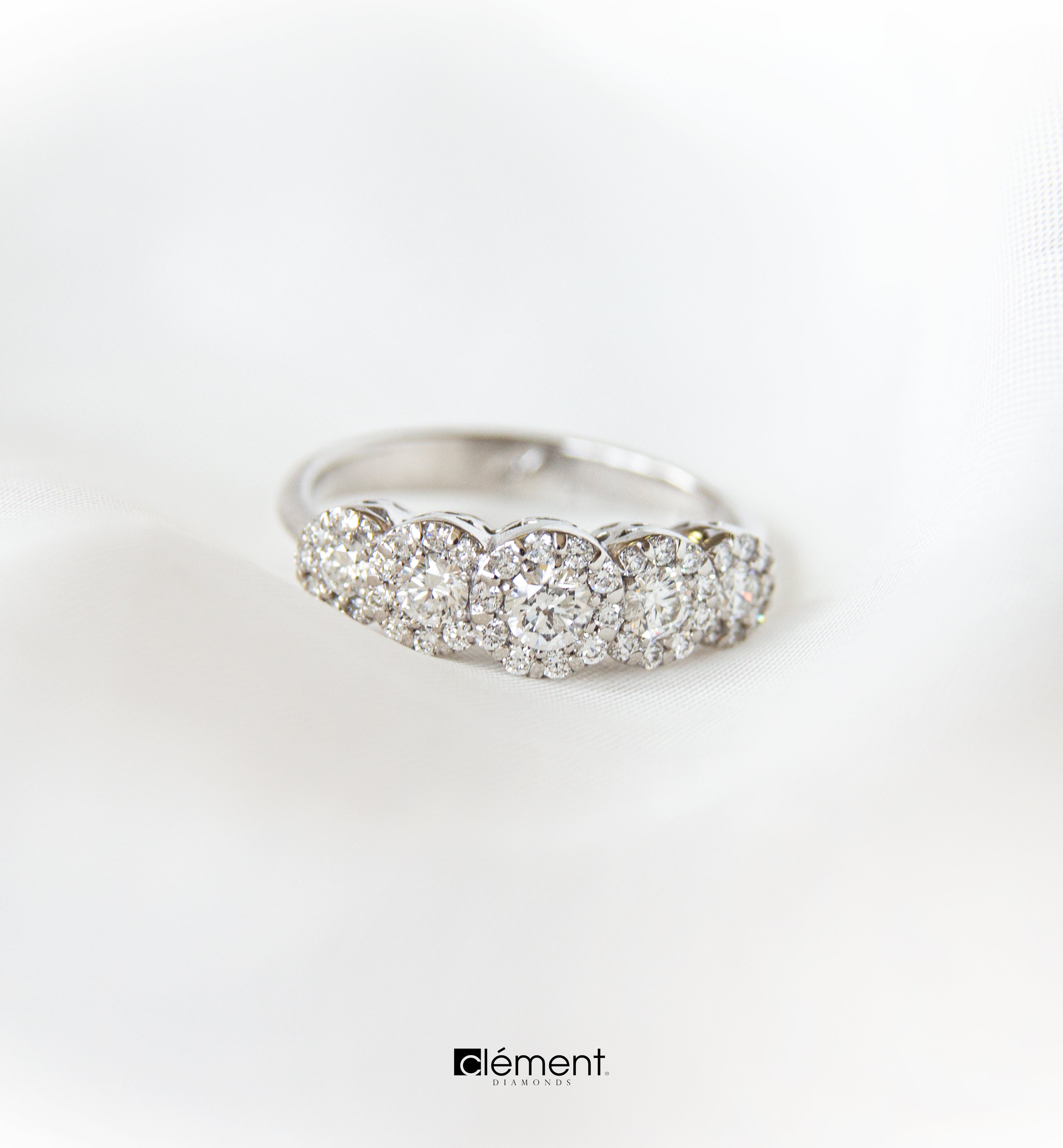 18ct White Gold Natural Diamond Ring