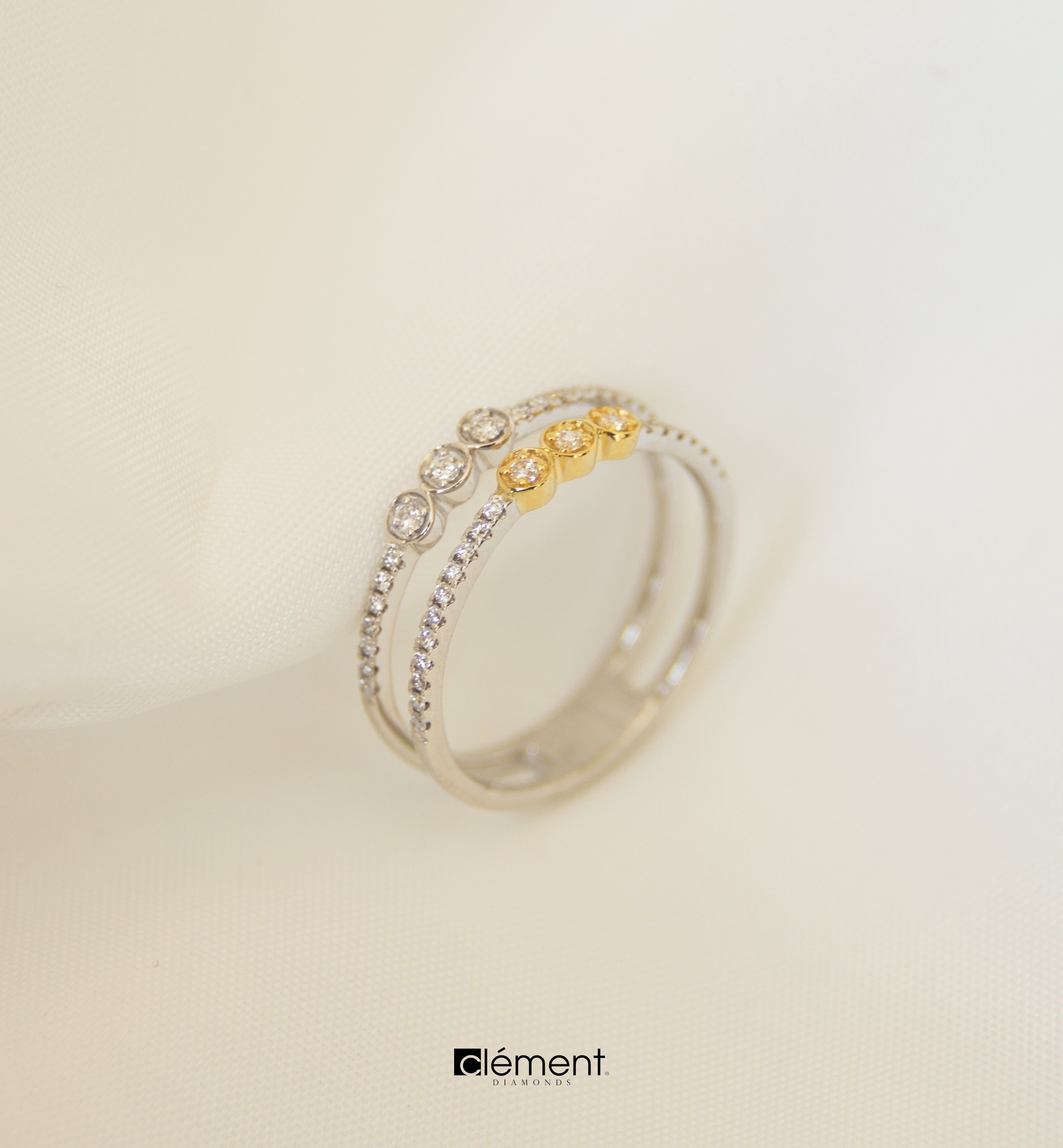 18ct Gold Natural Diamond Ring