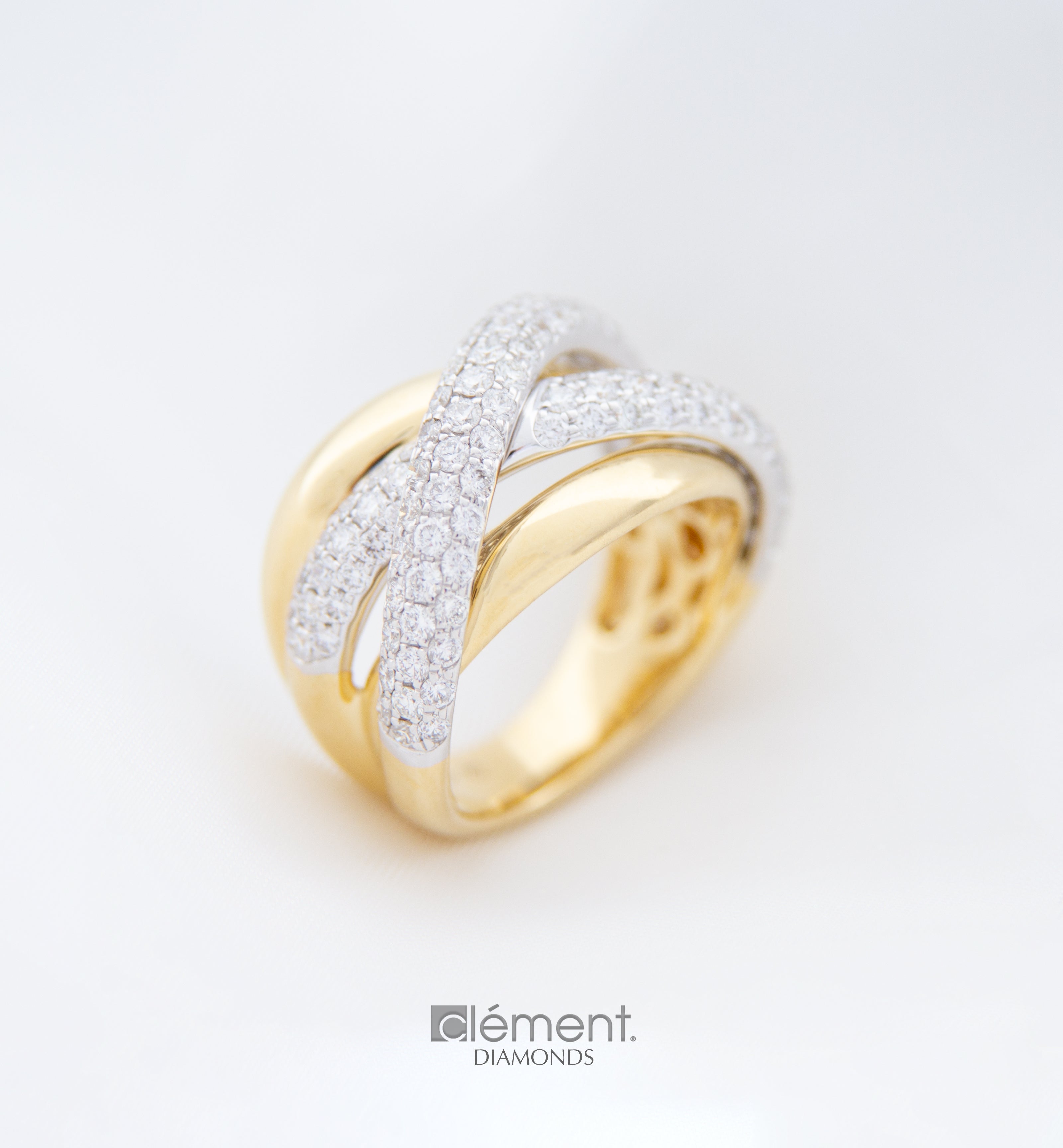 18ct Gold Two-Tone Diamond Ring