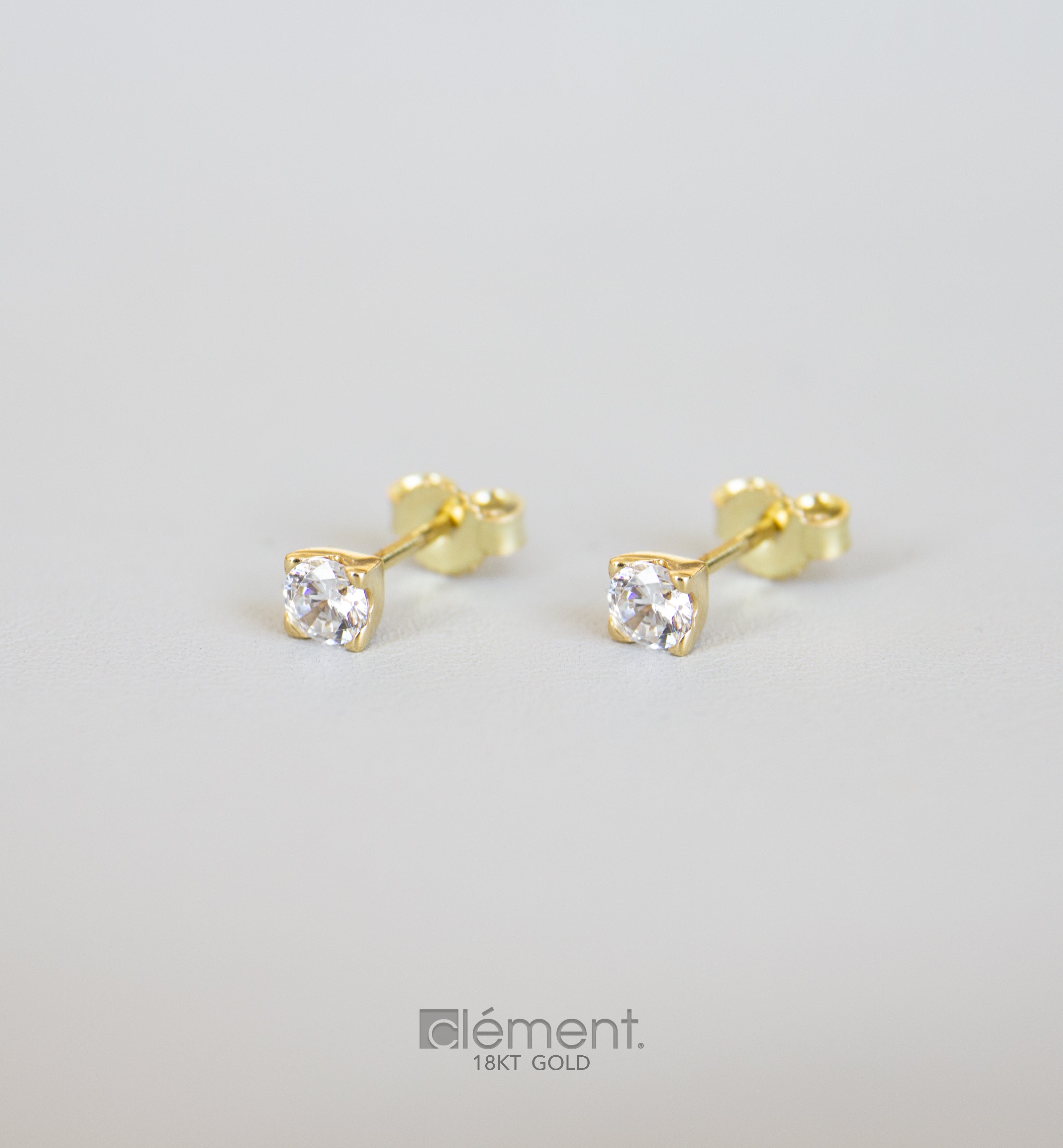18ct Gold Solitaire Earrings
