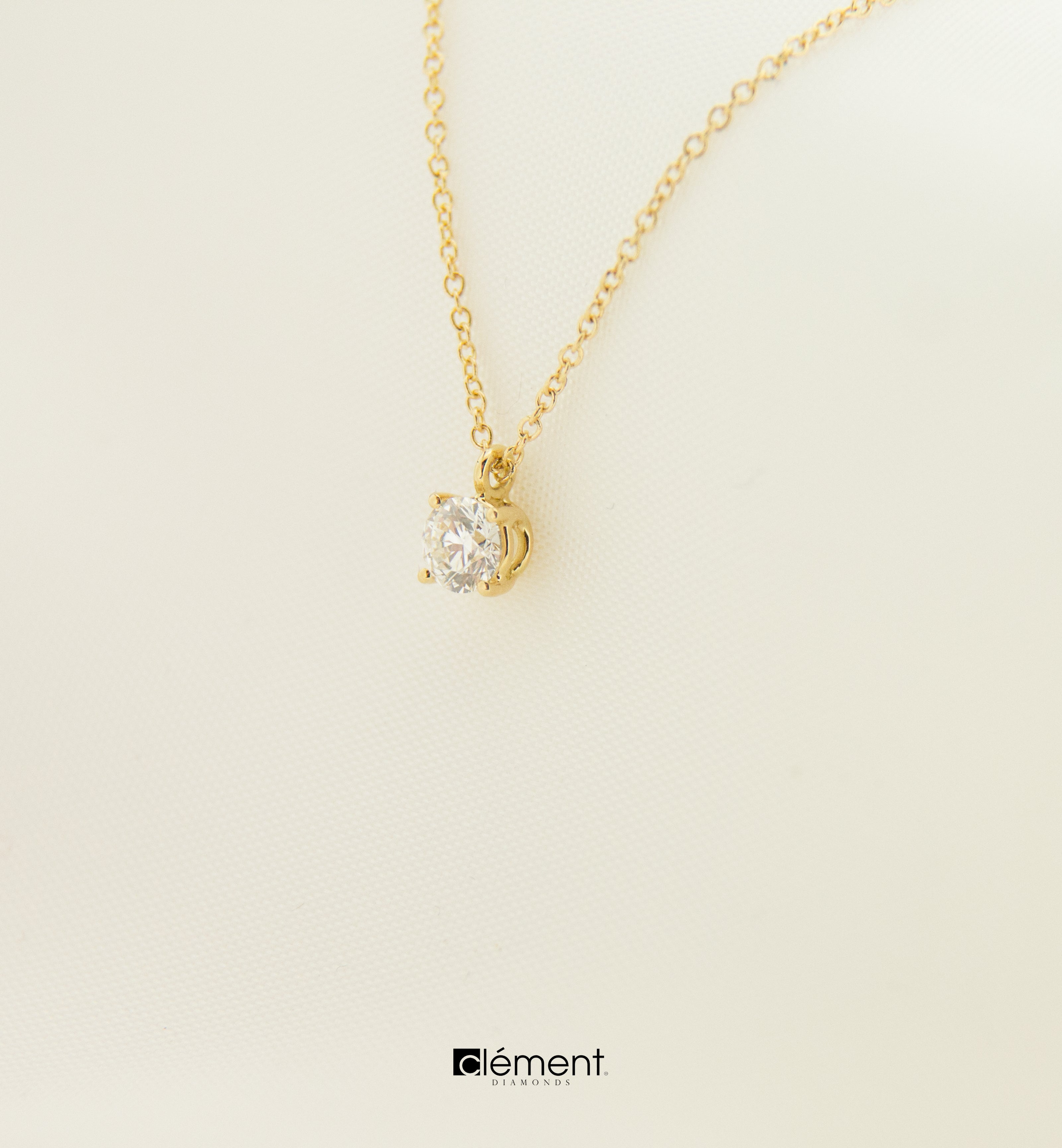 18ct Yellow Gold Natural Diamond Solitaire Pendant