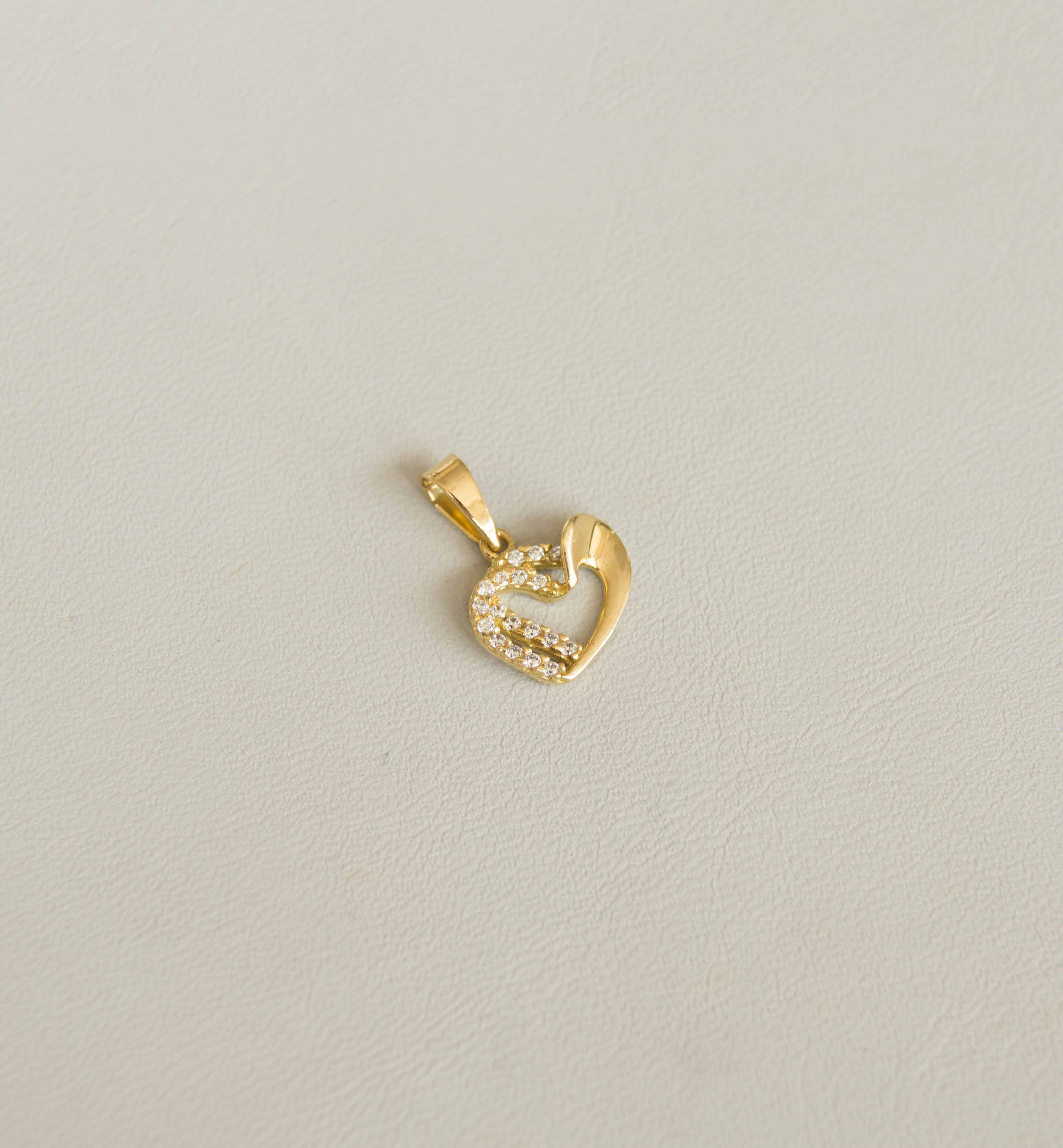 18ct Gold Heart Pendant