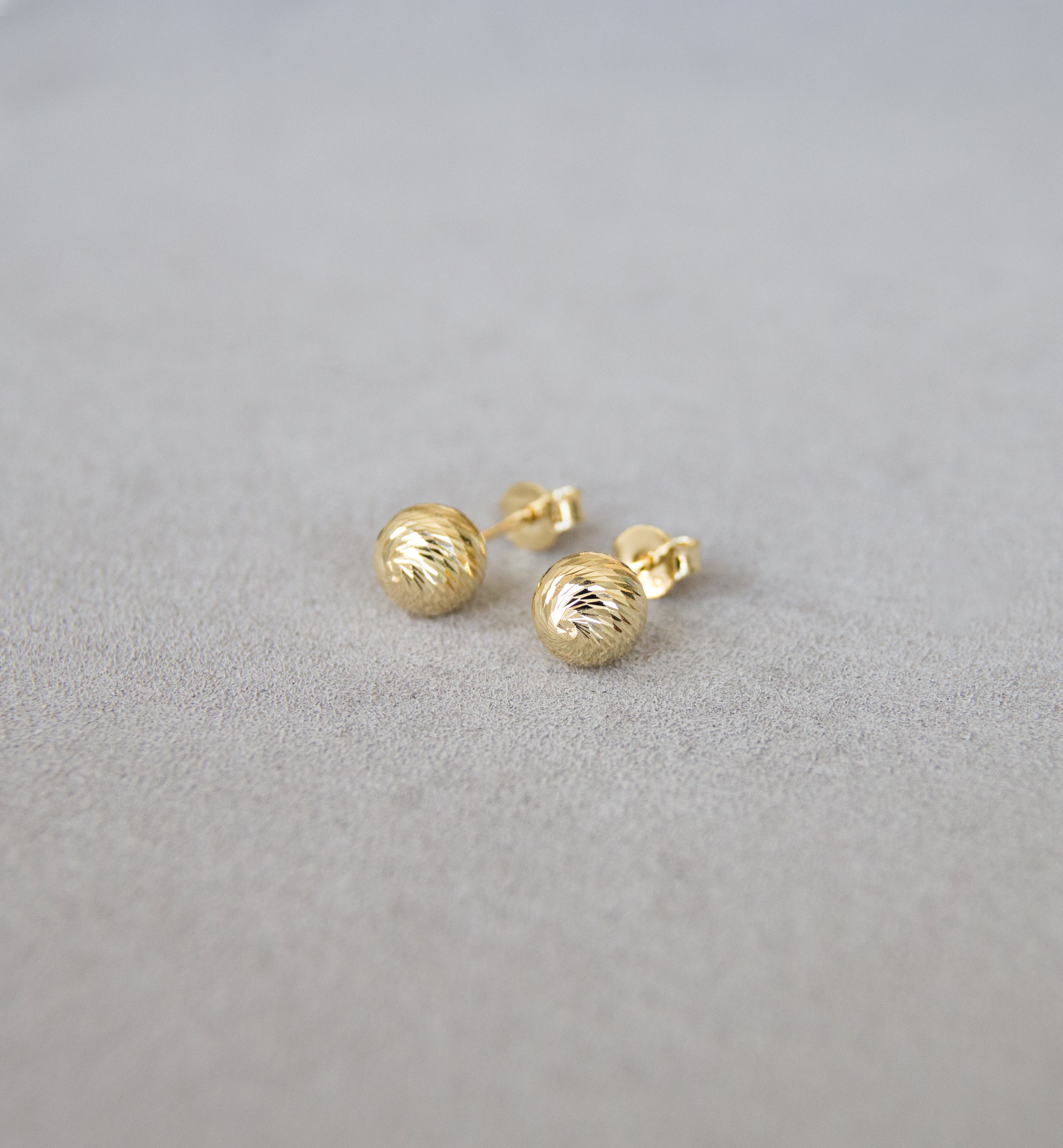 18ct Yellow Gold Earrings