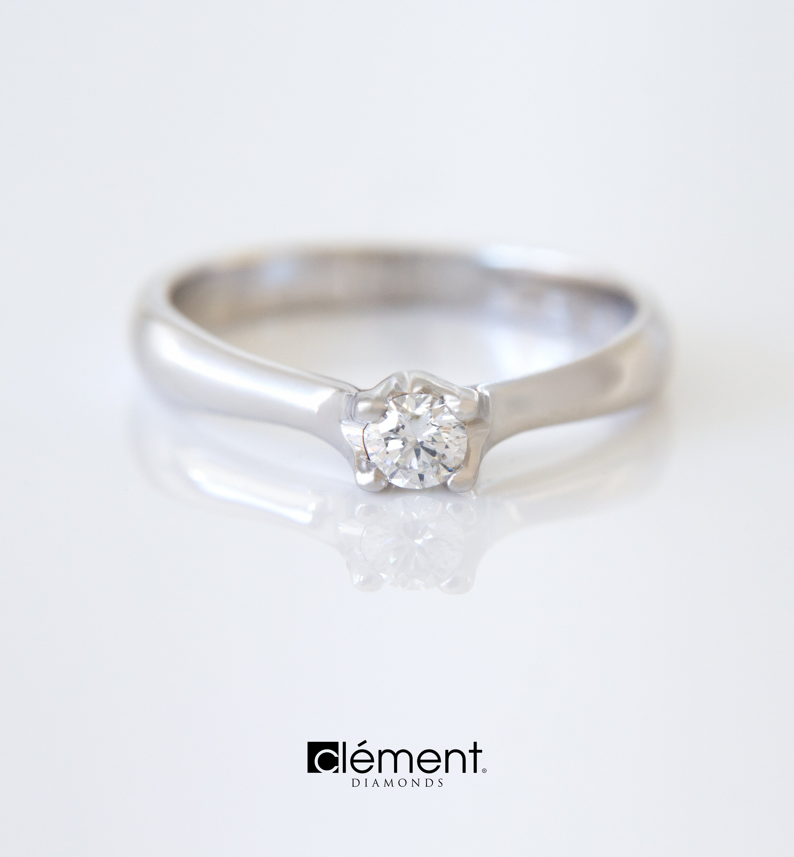 18ct White Gold Solitaire Diamond Ring