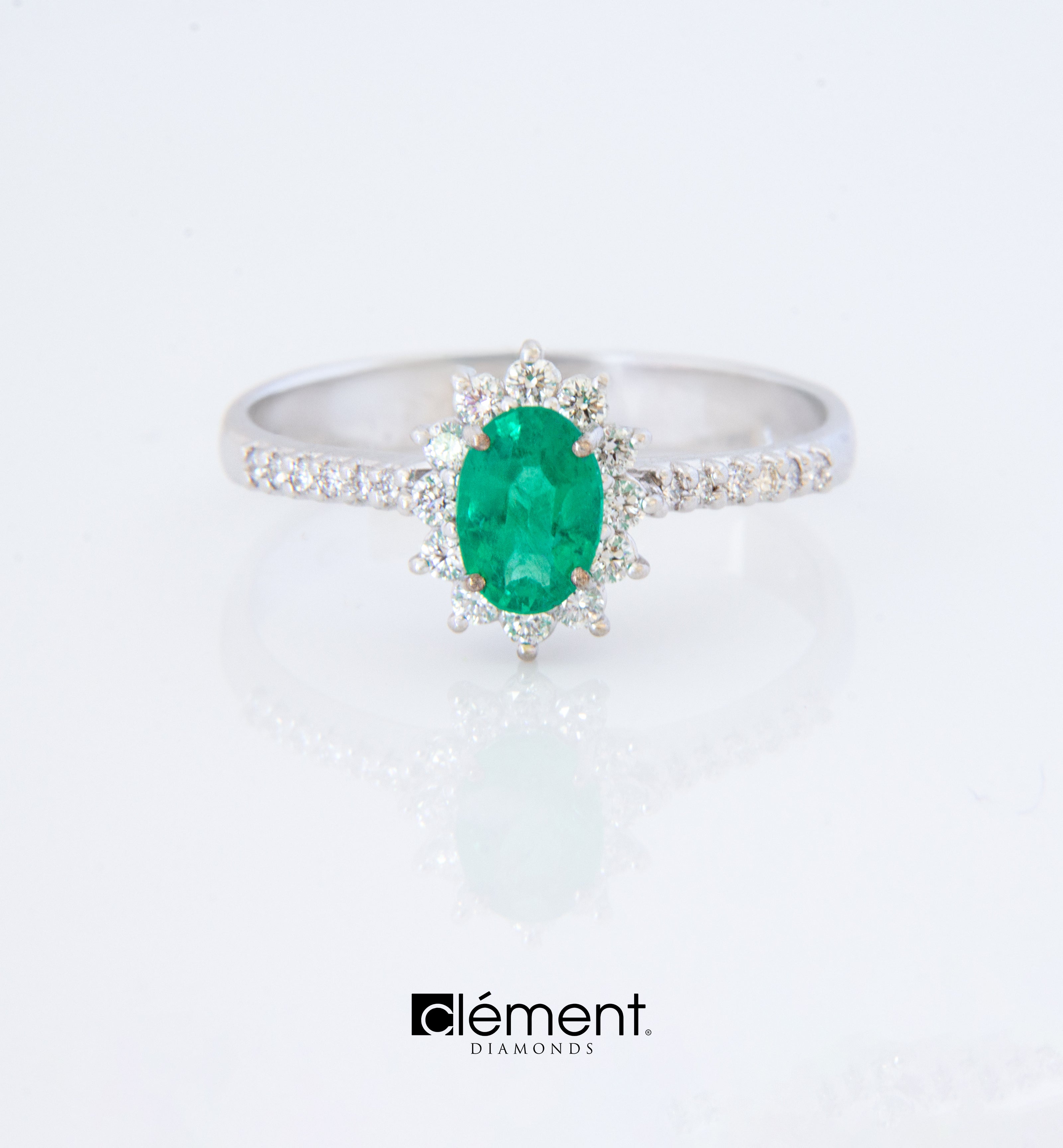 18ct White Gold Diamond and Emerald Ring