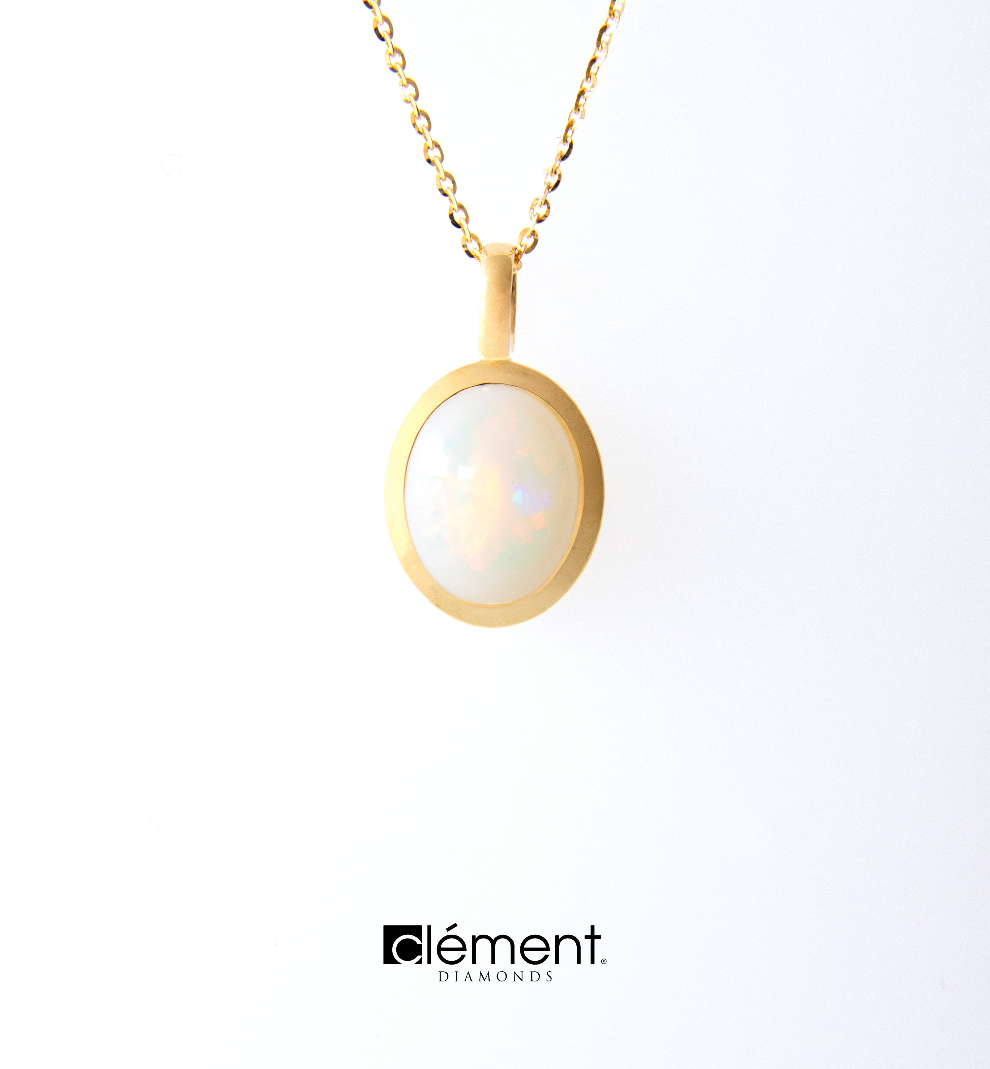 18ct Yellow Gold Bezel Set Opal Pendant
