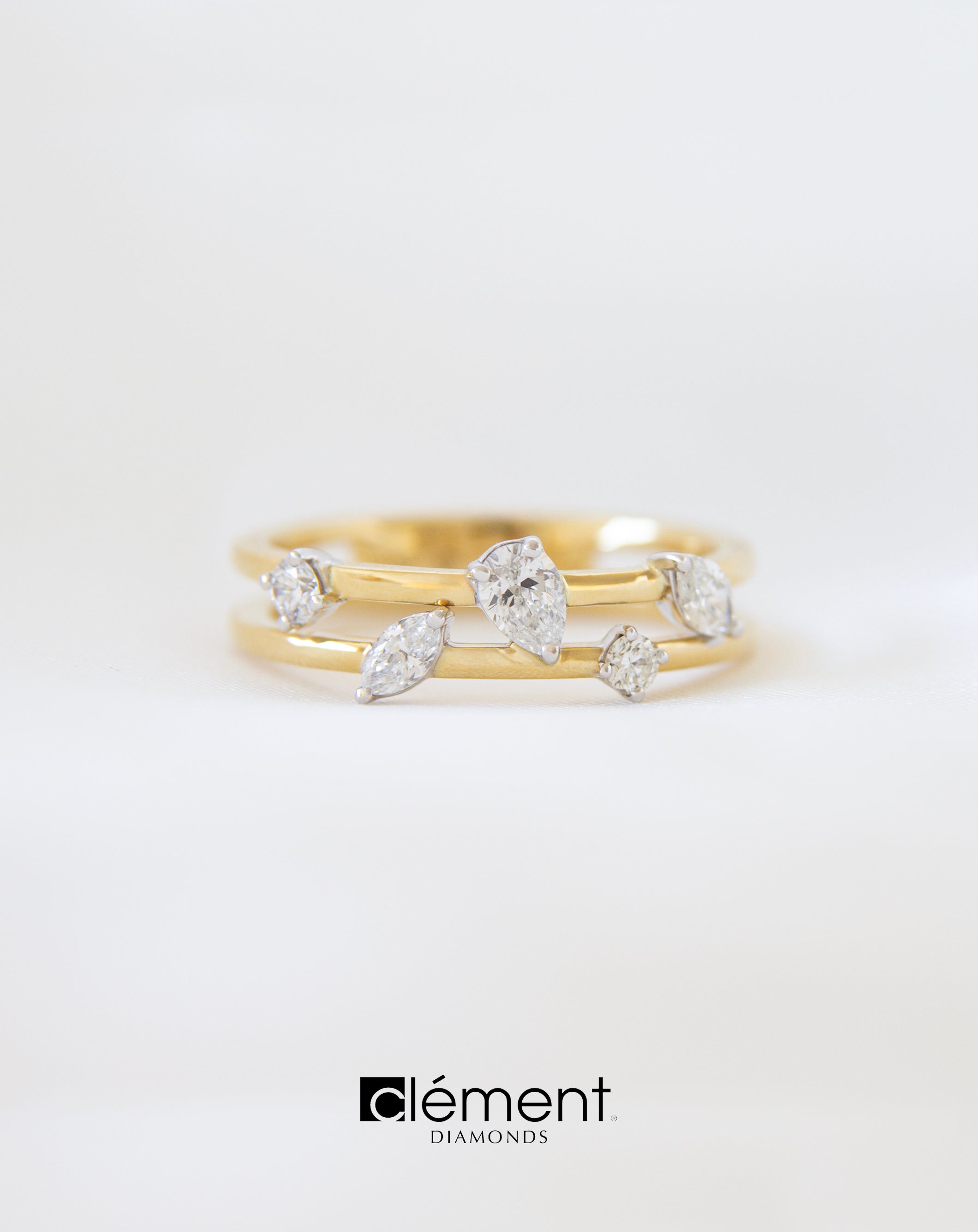 18ct Yellow Gold Natural Diamond Ring