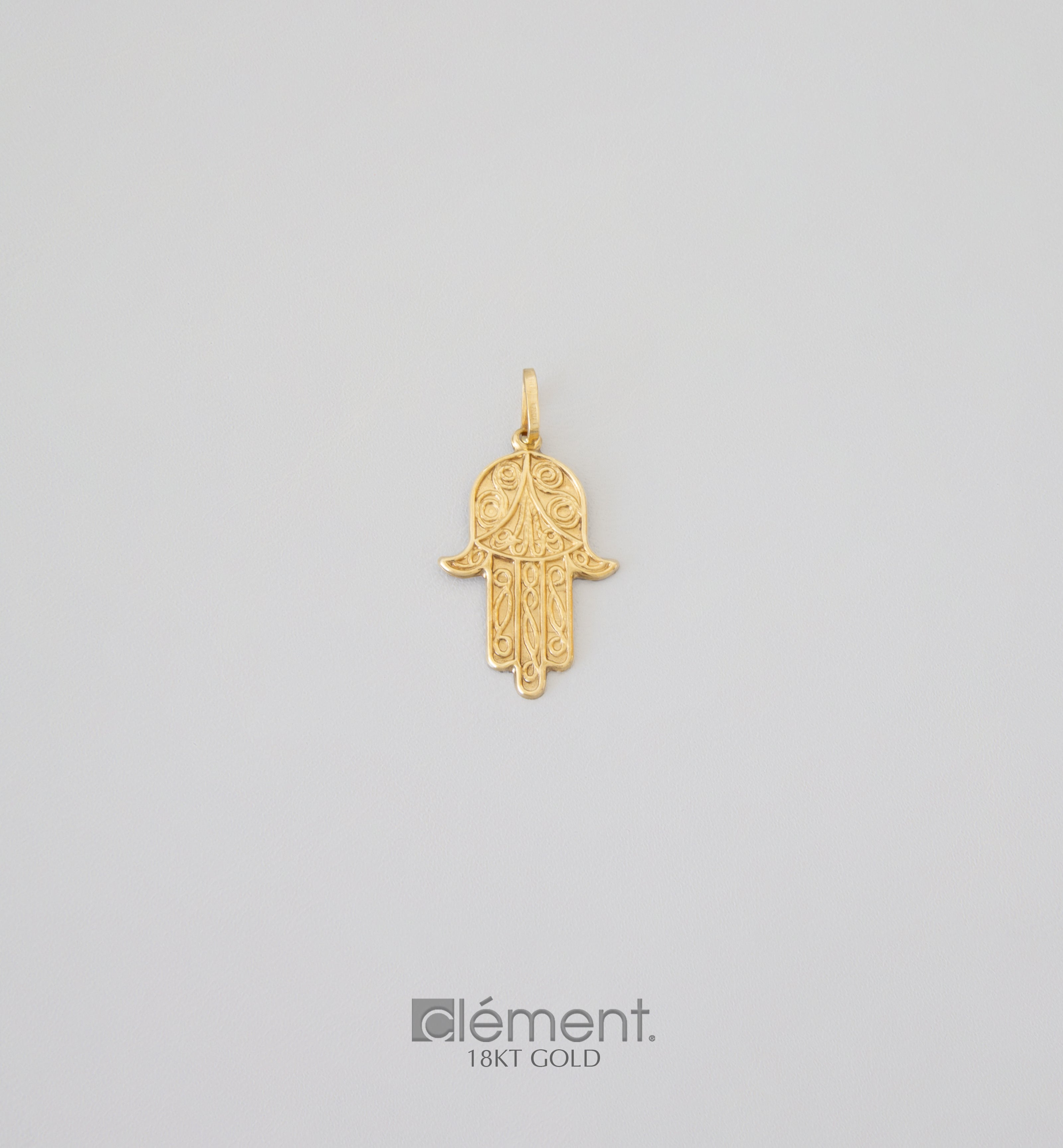 18ct Yellow Gold Hand Pendant