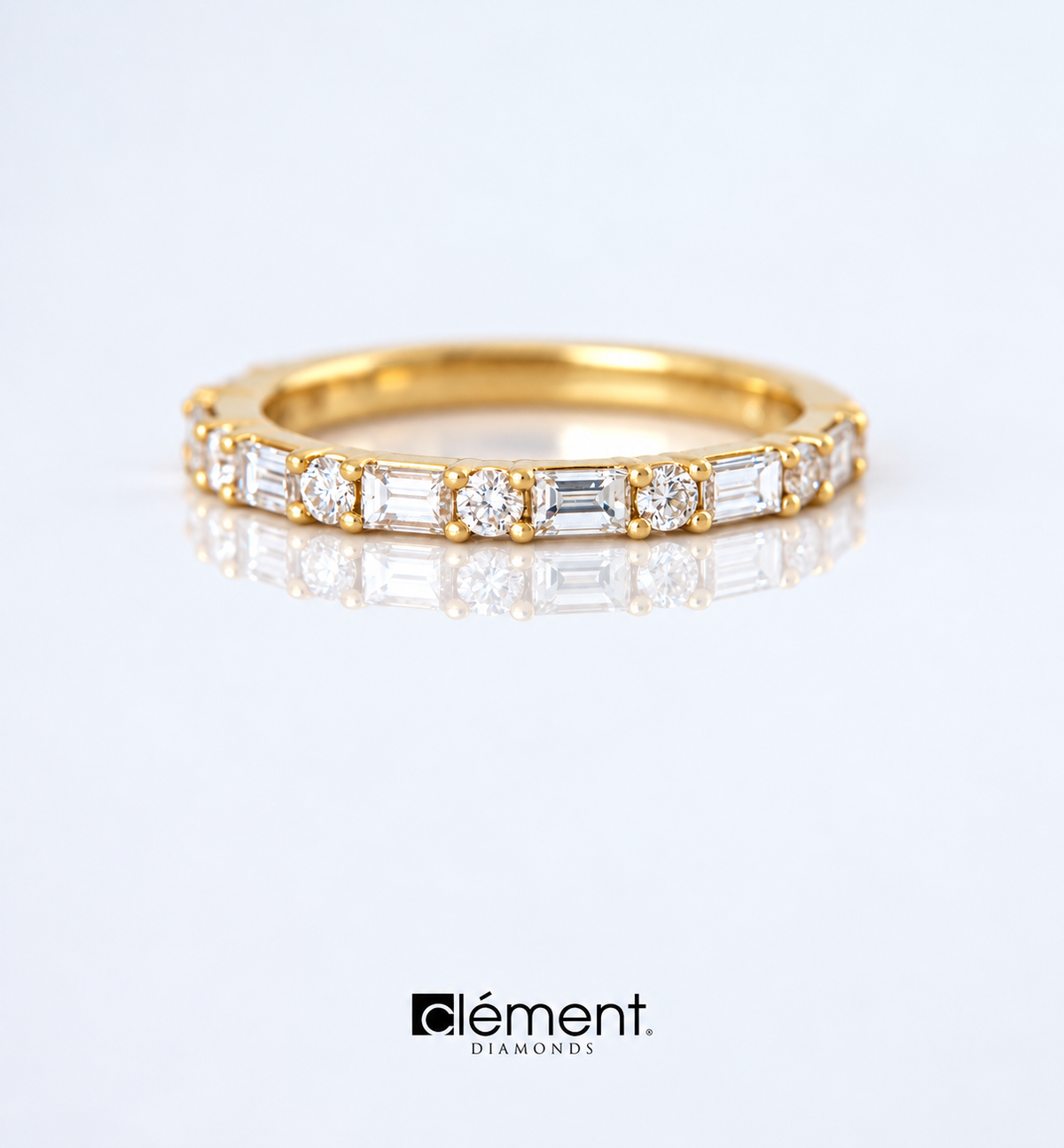 18ct Yellow Gold Natural Round and Baguette Diamond Ring
