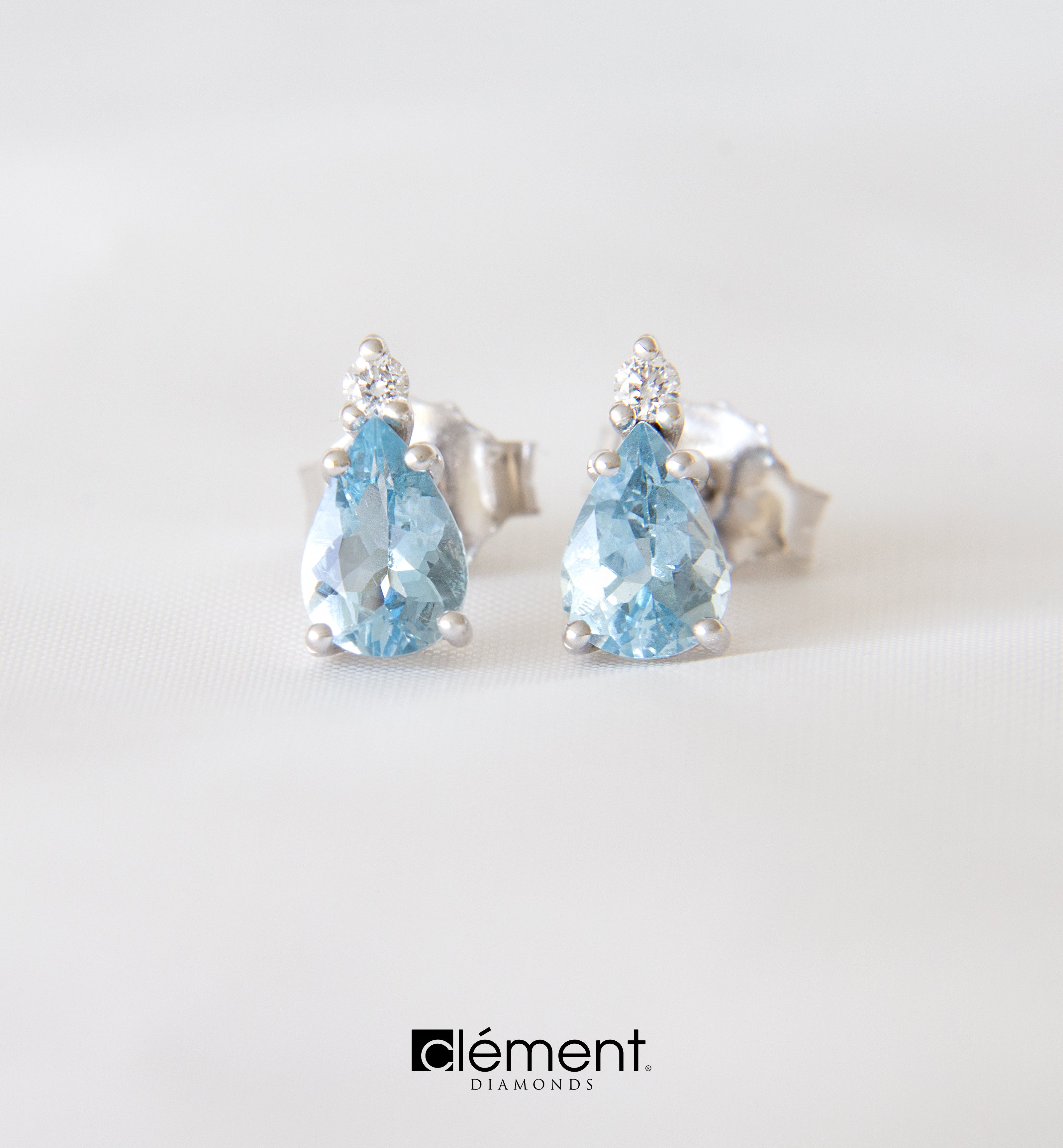 18ct White Gold Diamond and Aquamarine Earrings