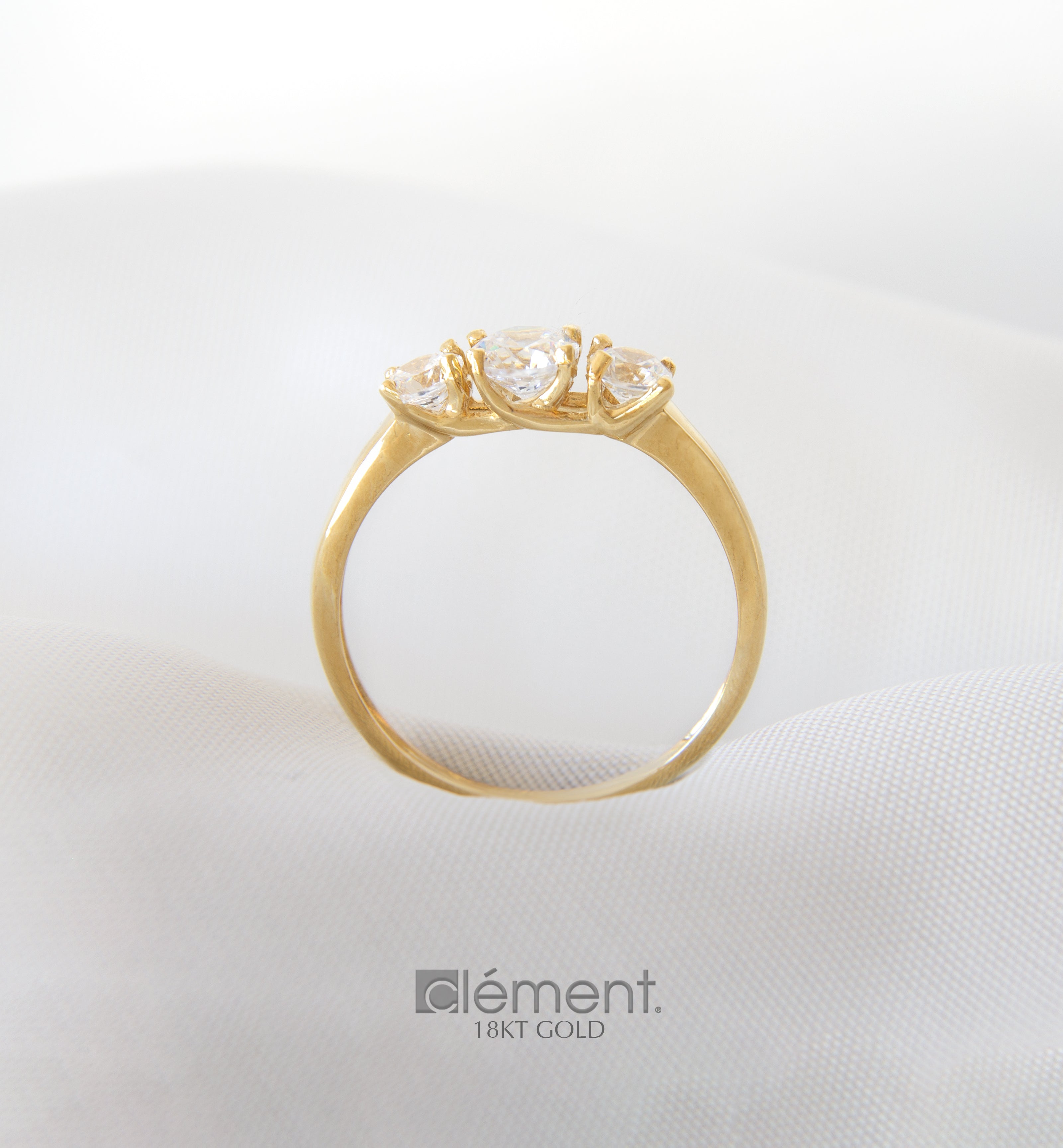 18ct Gold Trilogy Ring