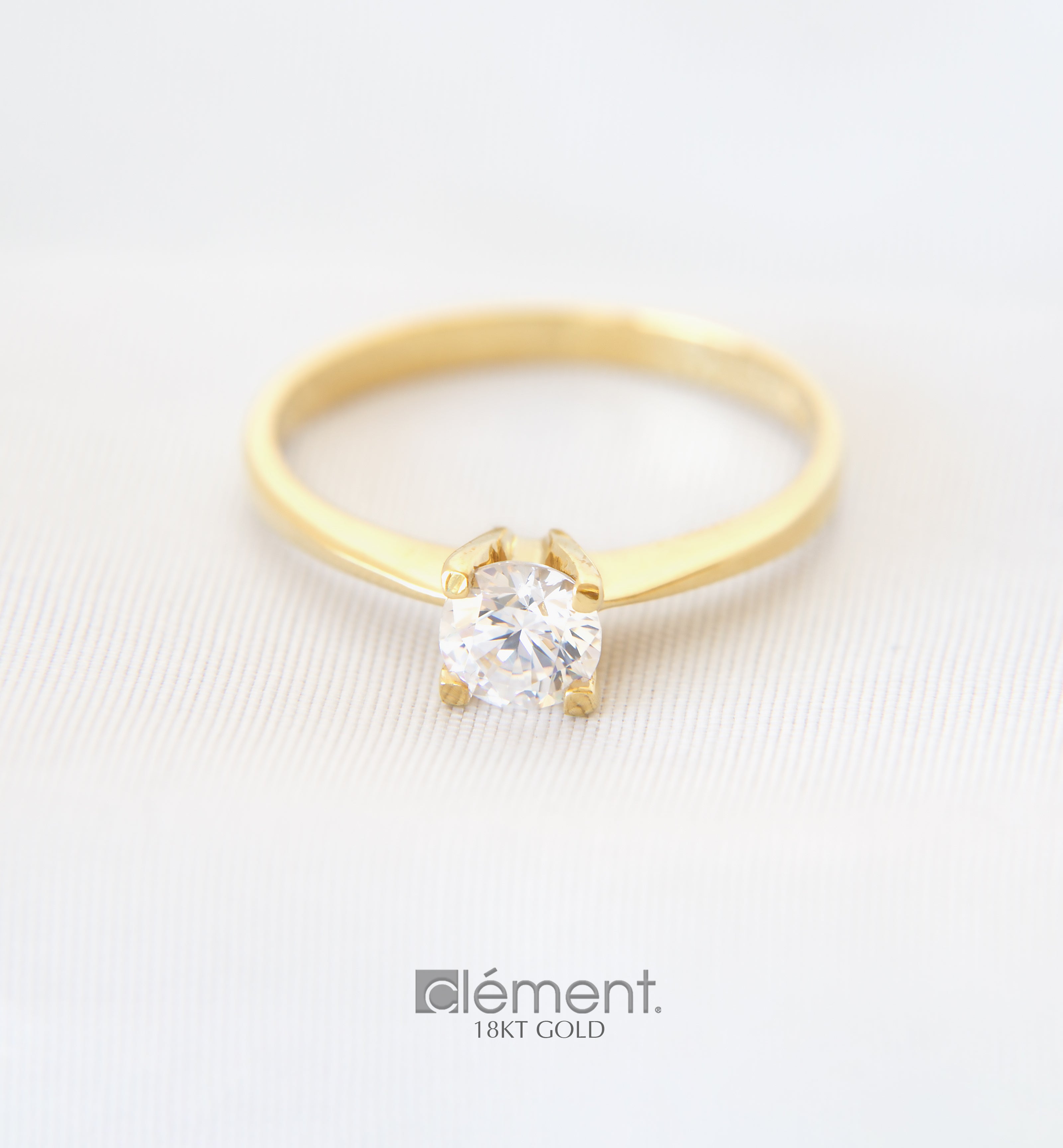 18ct Gold Solitaire Ring with CZ Stones