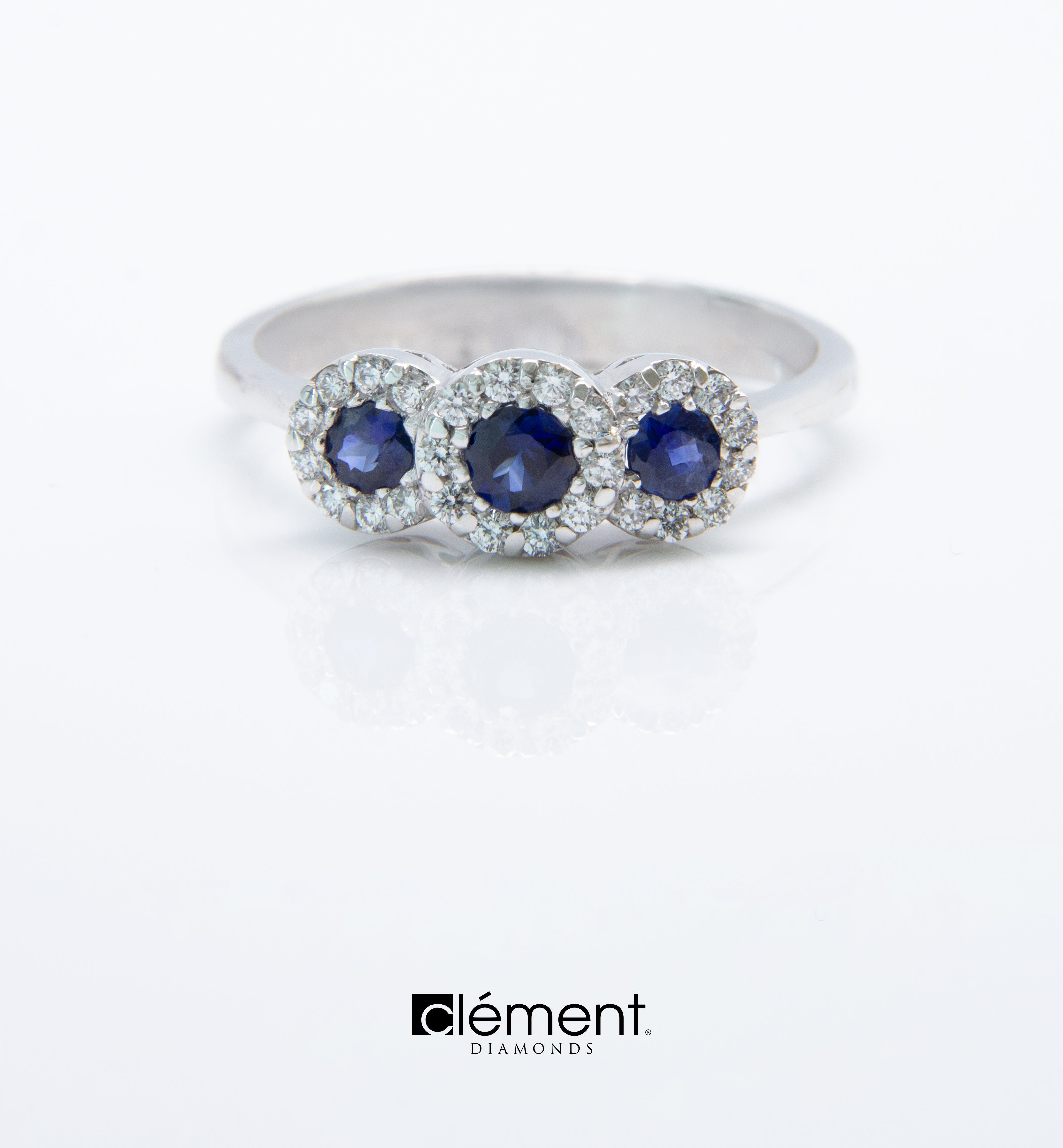 18ct White Gold Blue Sapphire & Diamond Ring