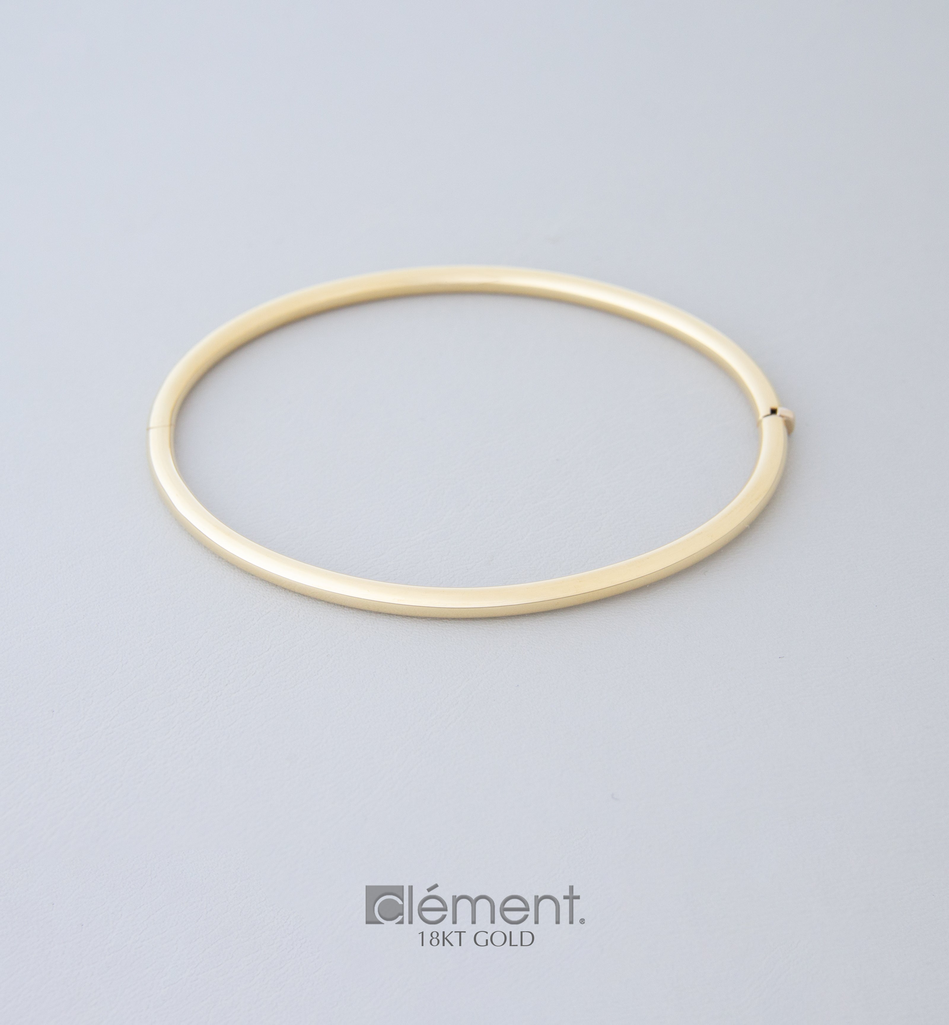 18ct Yellow Gold Bangle