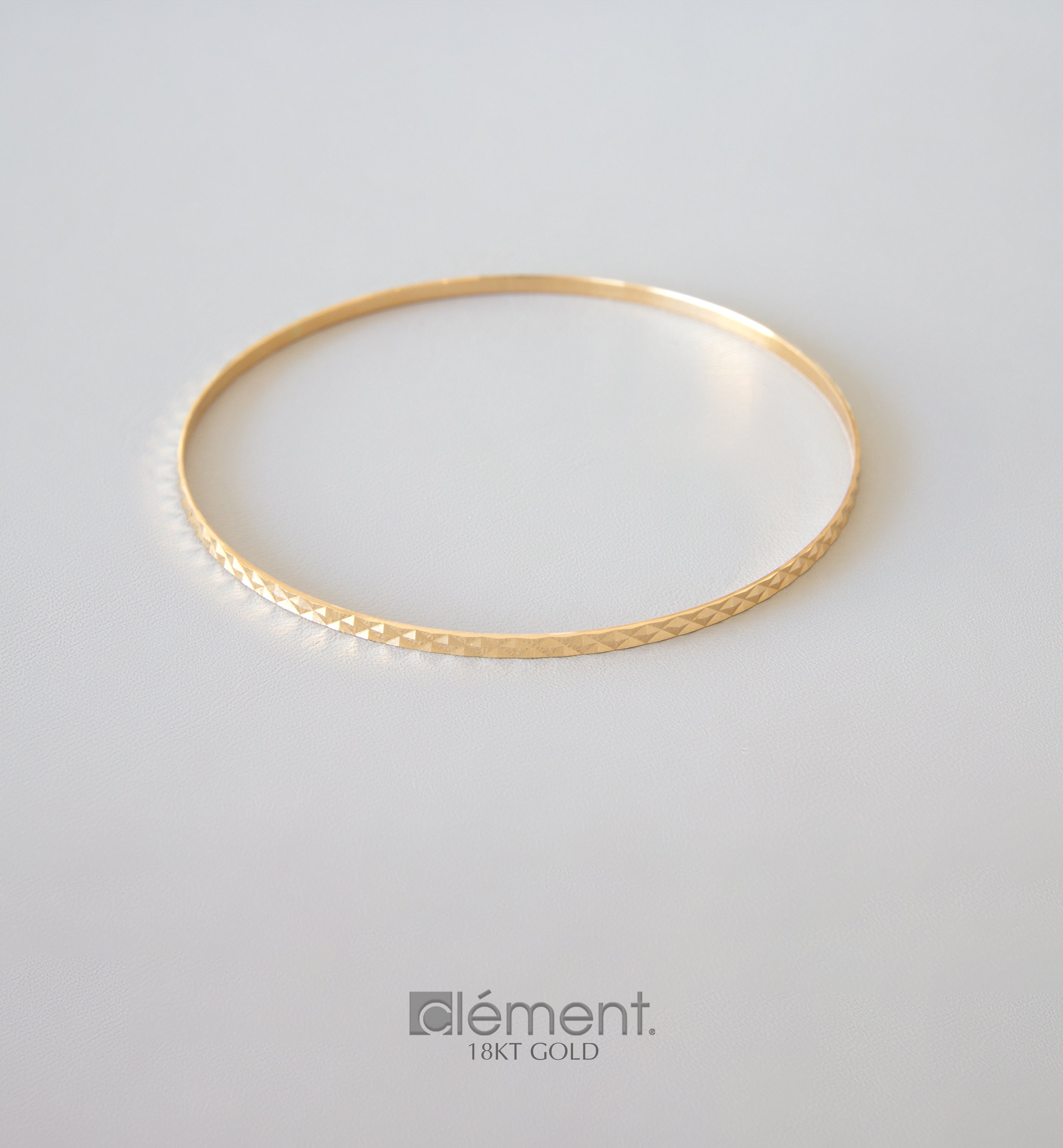 18ct Yellow Gold Design Bangle