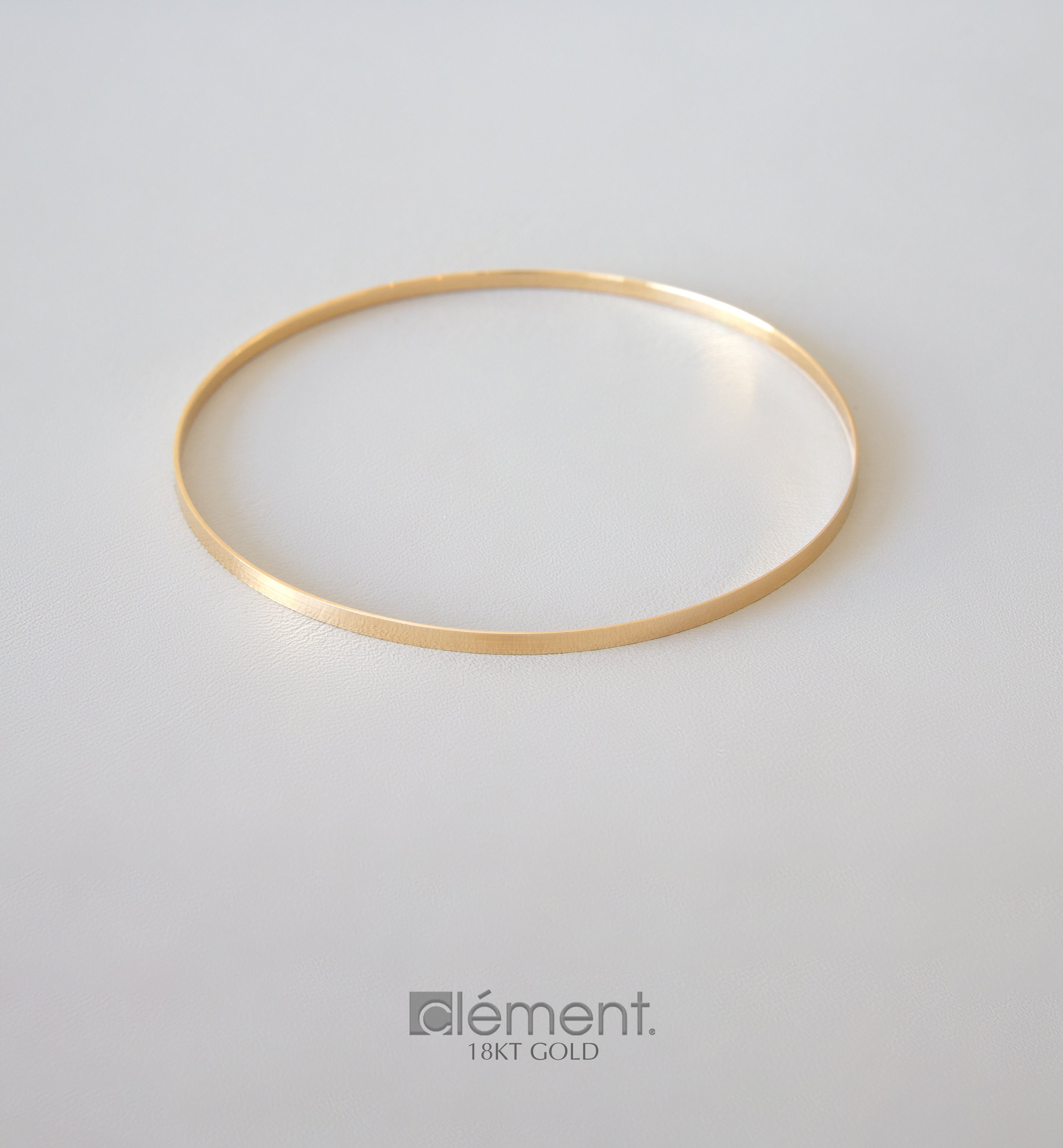 18ct Yellow Gold Bangle