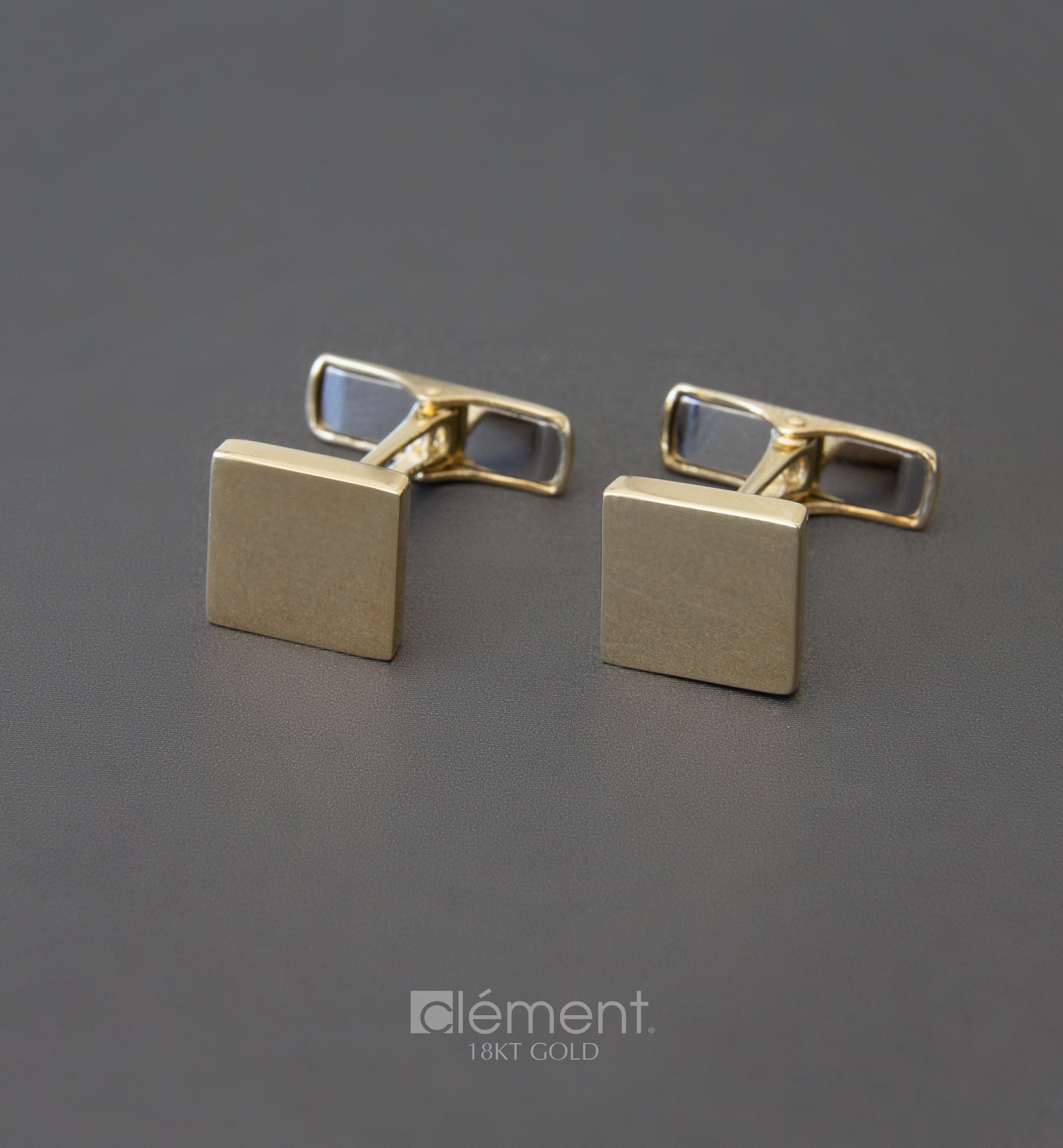 18ct Yellow Gold Square Cufflinks