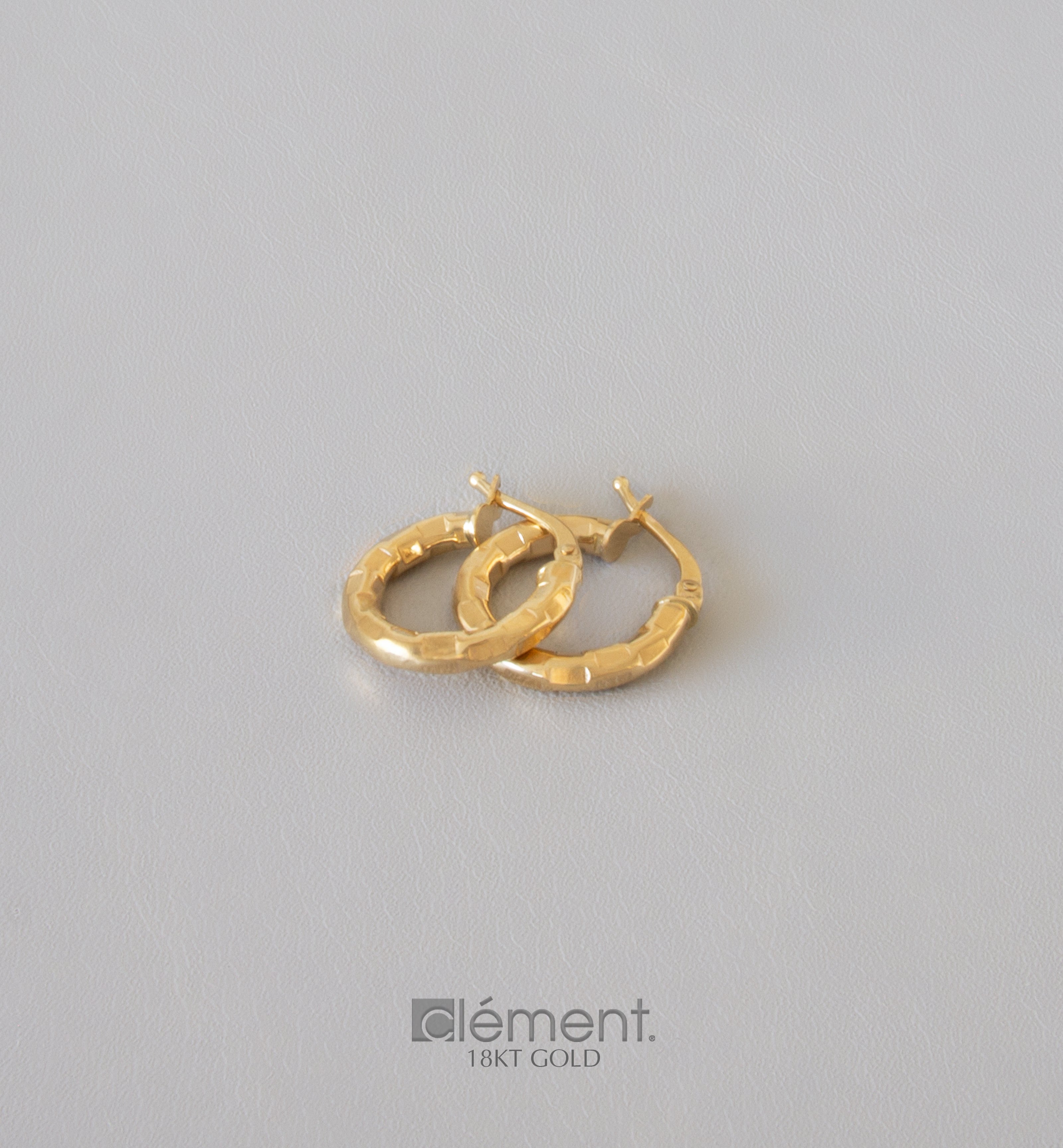 18ct Yellow Gold Design Hoop Earrings