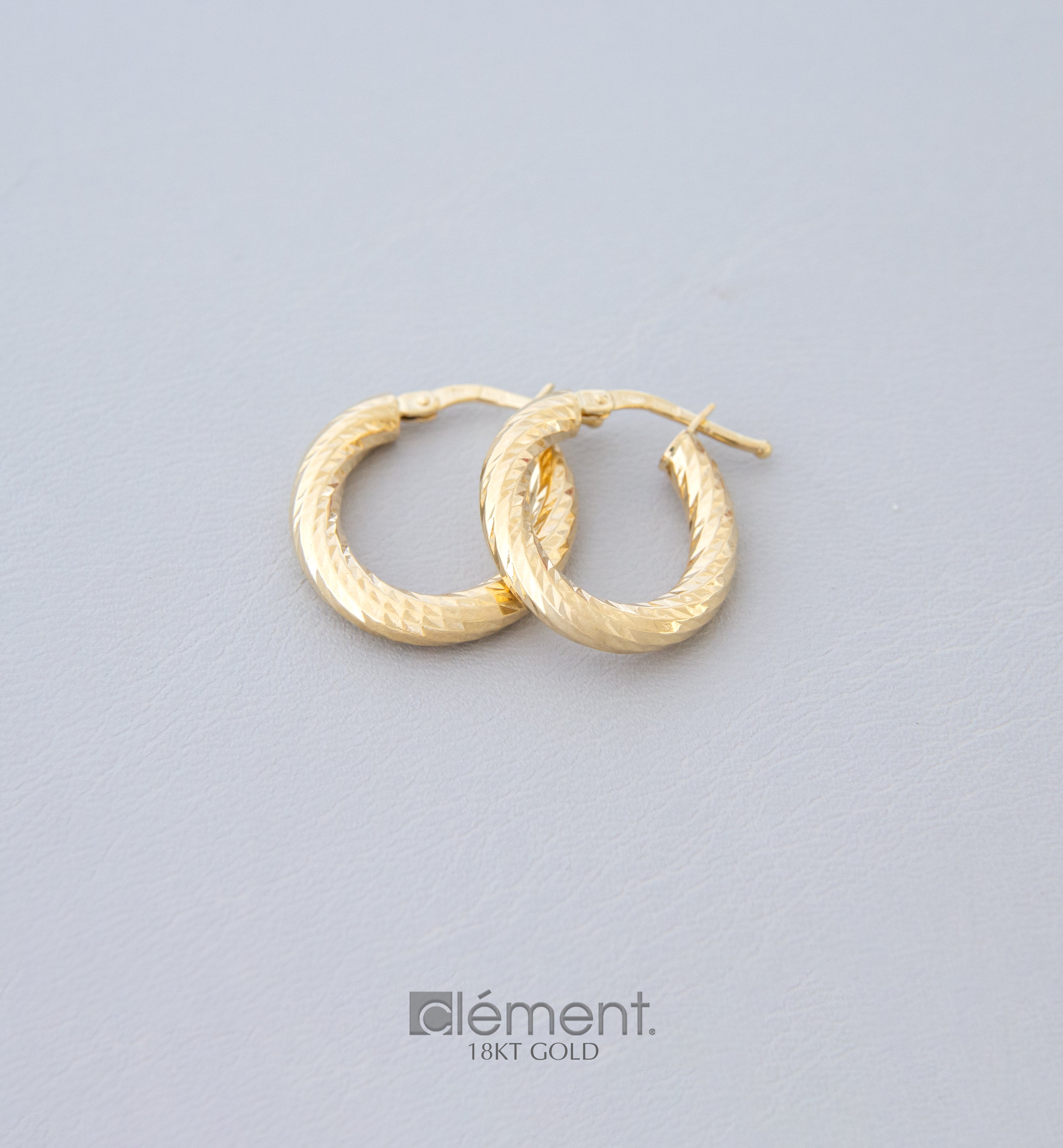 18ct Yellow Gold Oval Design Earrings