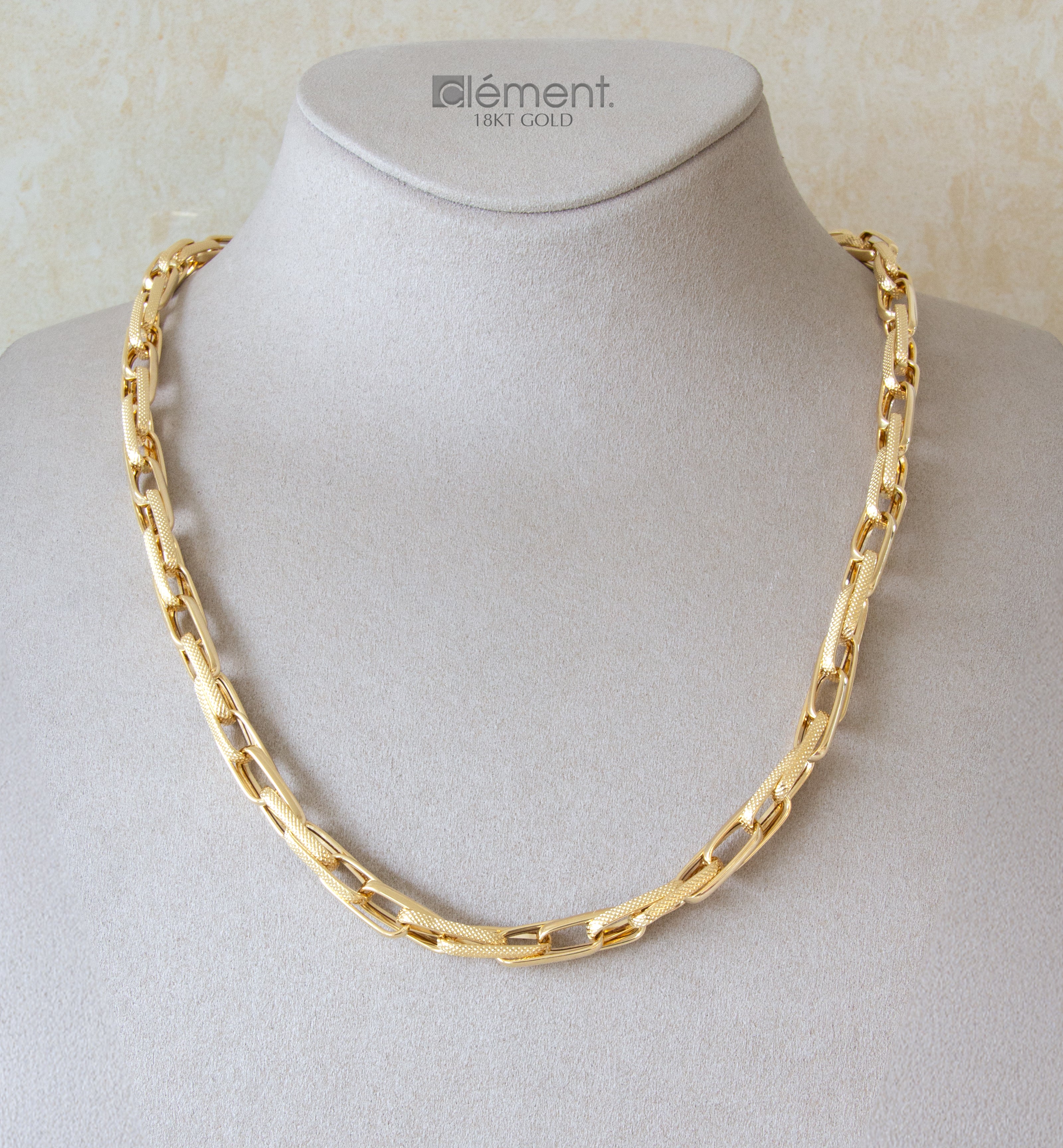 18ct Yellow Gold Design Necklace